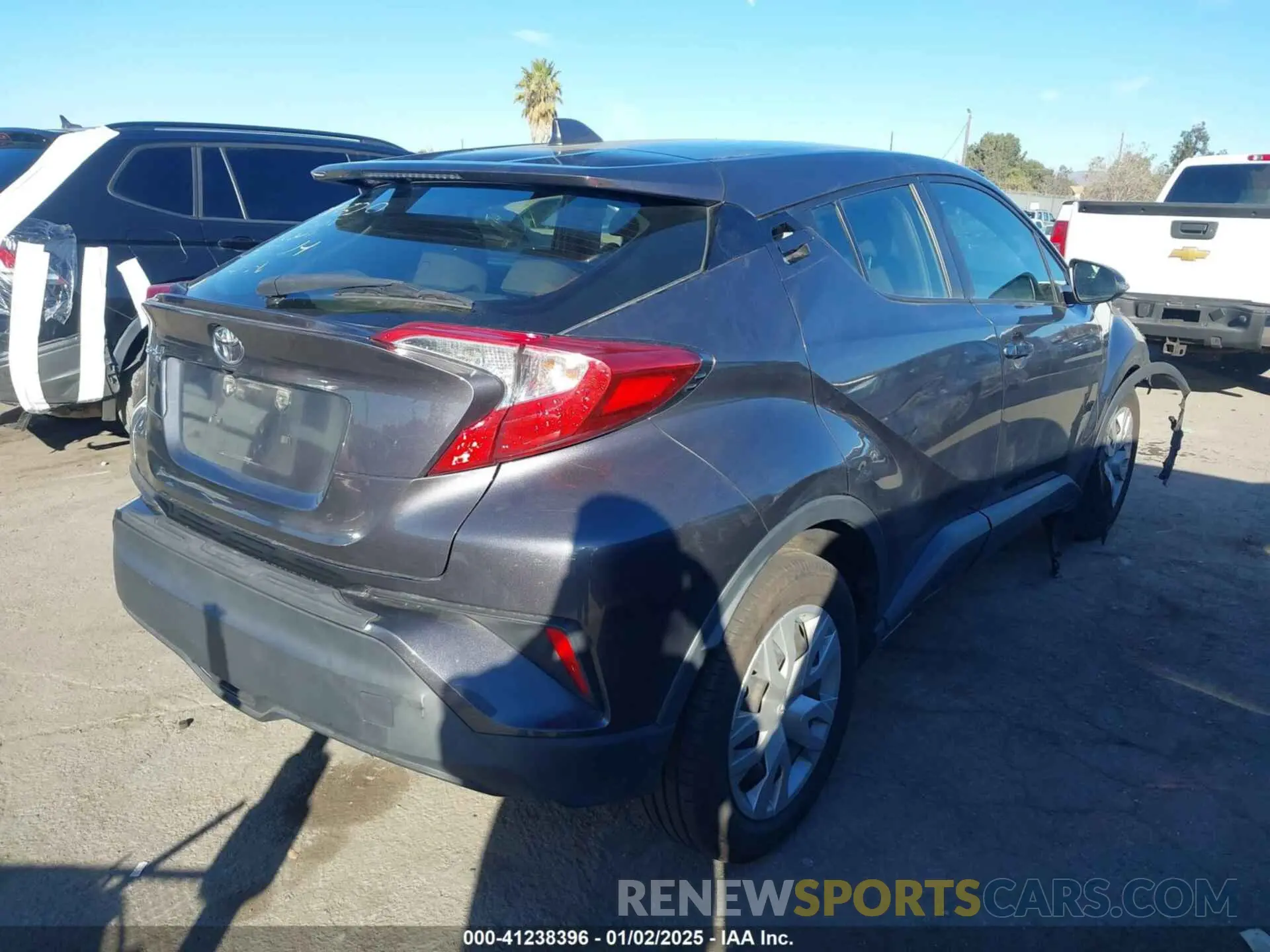4 Photograph of a damaged car JTNKHMBX8K1037552 TOYOTA C-HR 2019
