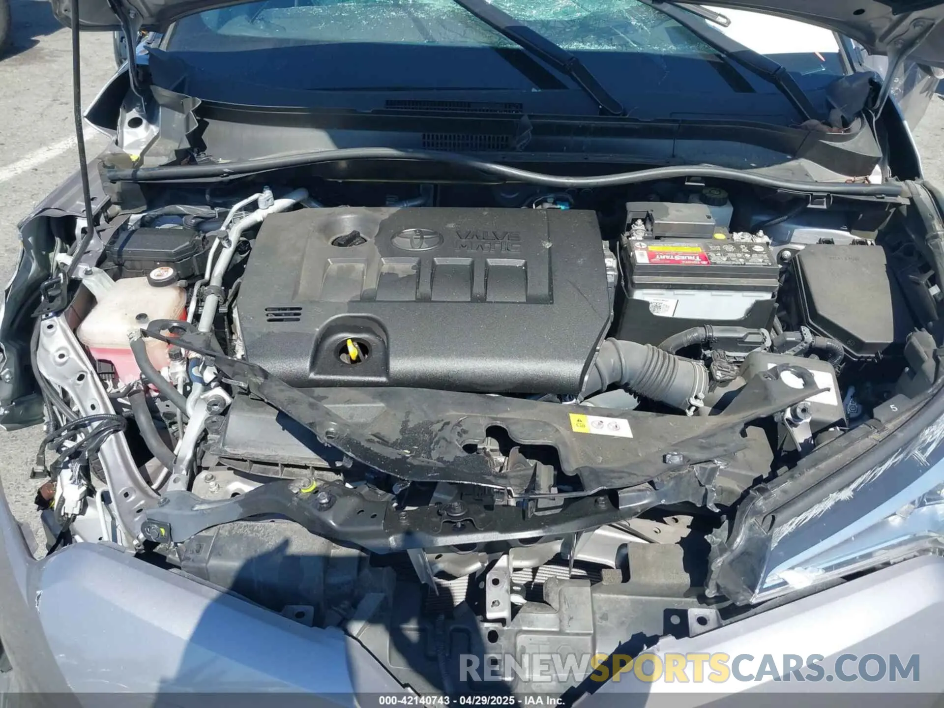 10 Photograph of a damaged car JTNKHMBX8K1046347 TOYOTA C-HR 2019