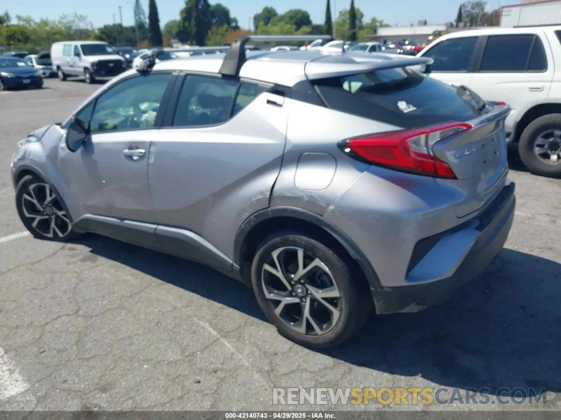 3 Photograph of a damaged car JTNKHMBX8K1046347 TOYOTA C-HR 2019
