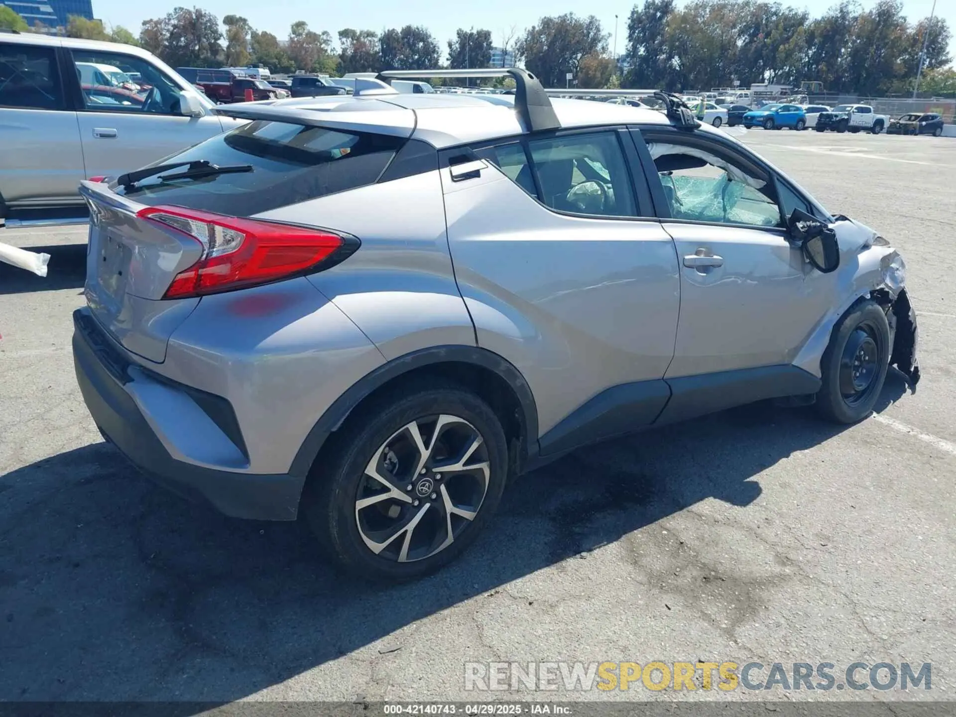 4 Photograph of a damaged car JTNKHMBX8K1046347 TOYOTA C-HR 2019