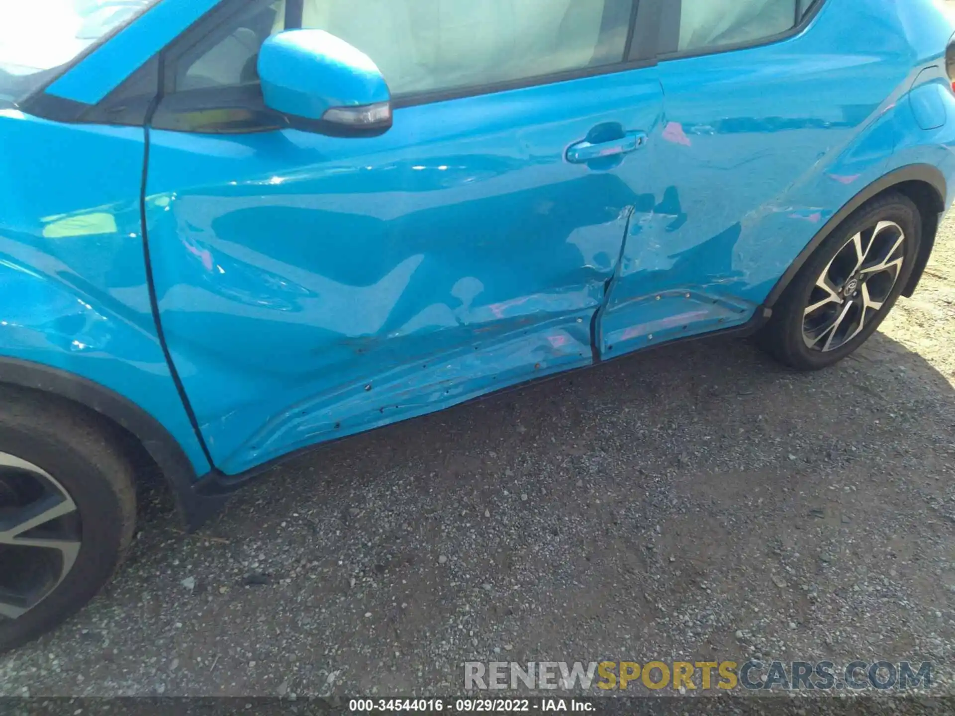 6 Photograph of a damaged car JTNKHMBX8K1051502 TOYOTA C-HR 2019