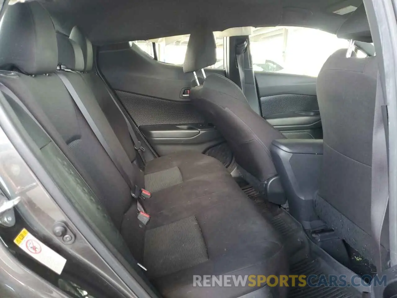 10 Photograph of a damaged car JTNKHMBX9K1026091 TOYOTA C-HR 2019