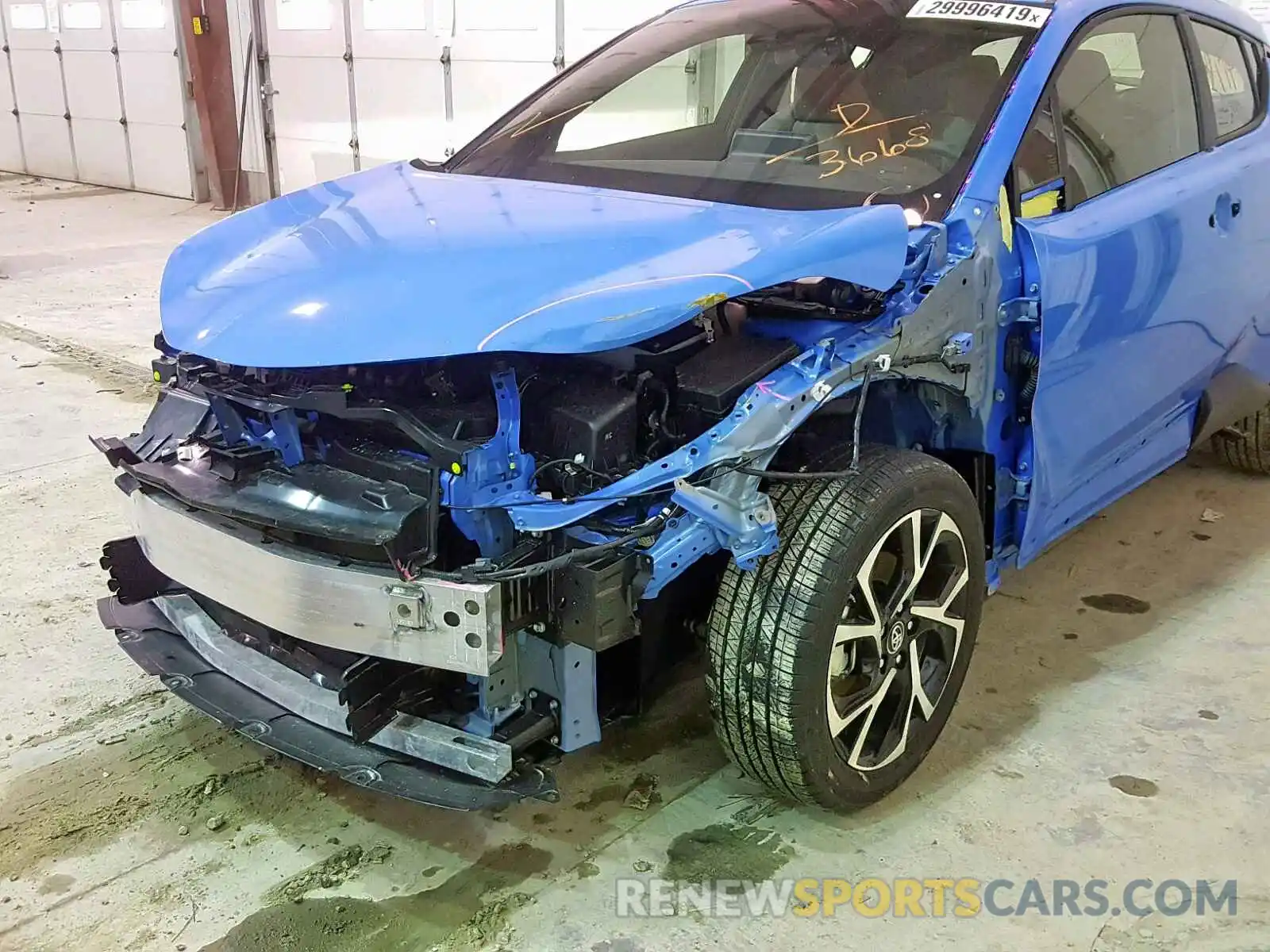 9 Photograph of a damaged car JTNKHMBX9K1027824 TOYOTA C-HR 2019