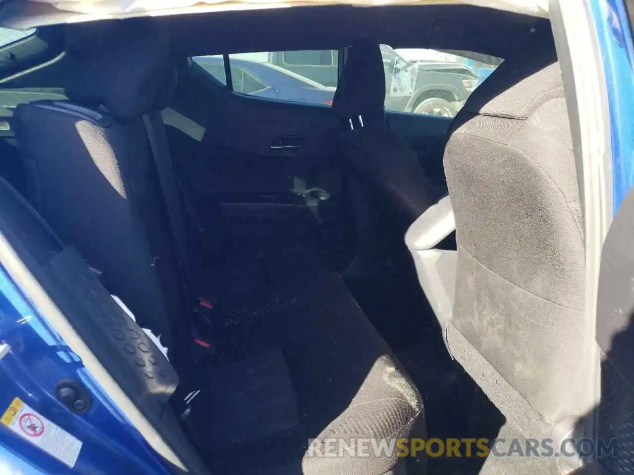 11 Photograph of a damaged car JTNKHMBX9K1057096 TOYOTA C-HR 2019