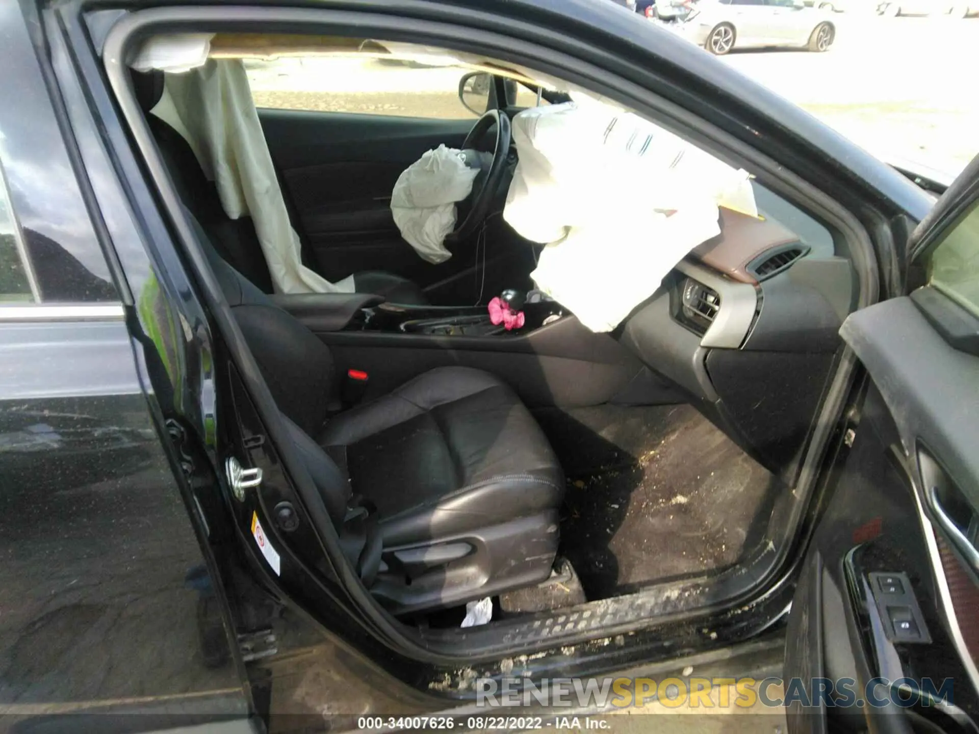 5 Photograph of a damaged car JTNKHMBX9K1062184 TOYOTA C-HR 2019