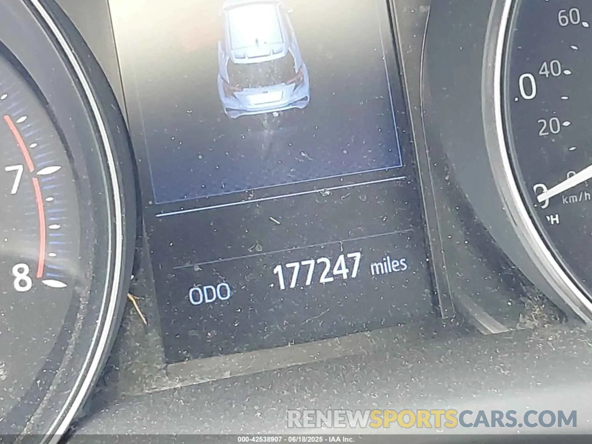 14 Photograph of a damaged car JTNKHMBXXK1020459 TOYOTA C-HR 2019