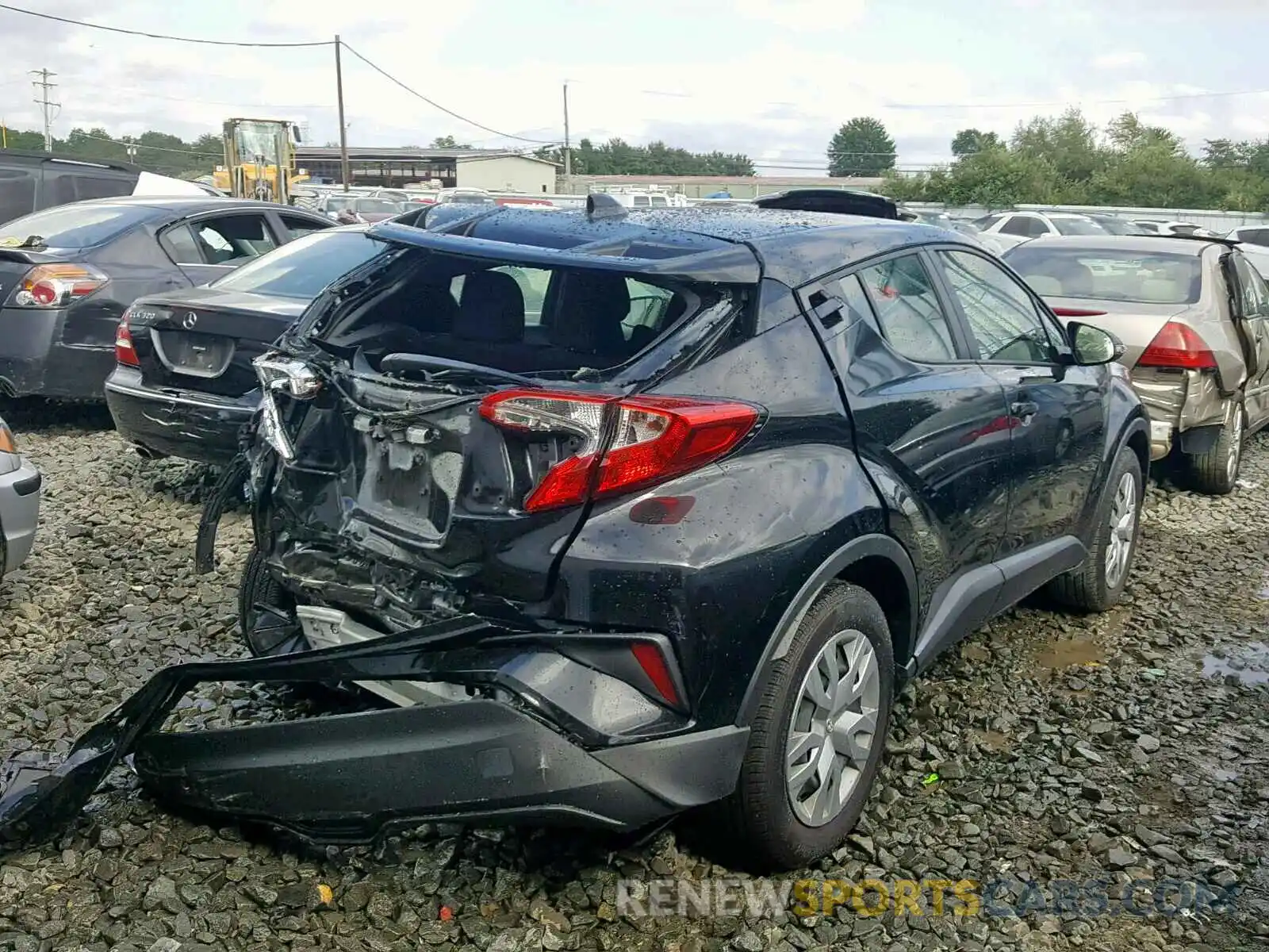 4 Photograph of a damaged car JTNKHMBXXK1026648 TOYOTA C-HR 2019