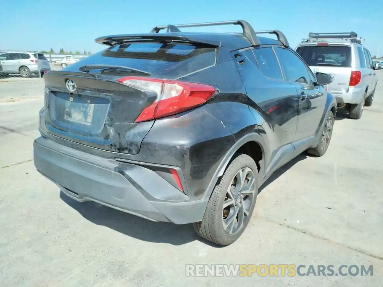 4 Photograph of a damaged car JTNKHMBXXK1028996 TOYOTA C-HR 2019