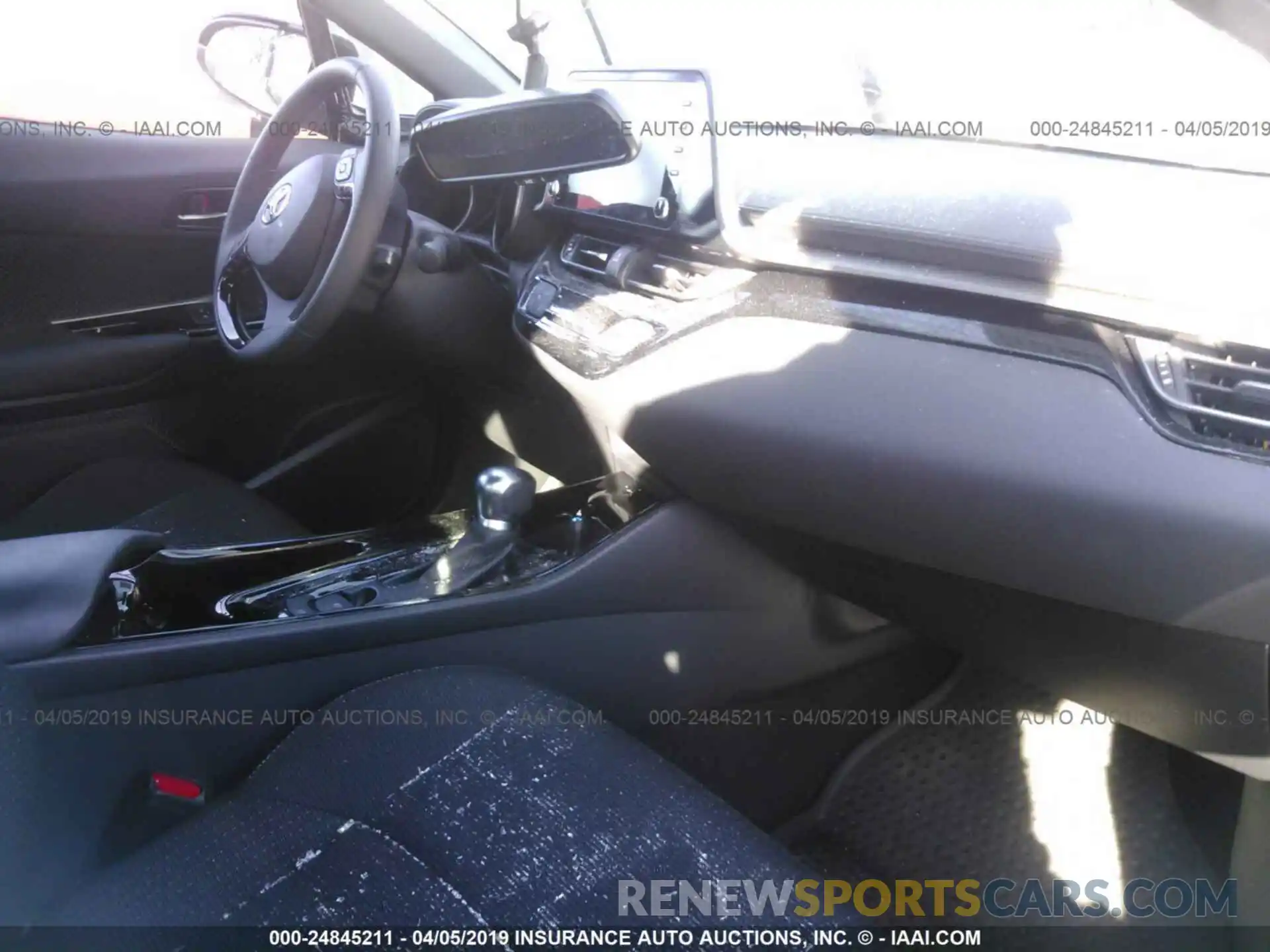 5 Photograph of a damaged car JTNKHMBXXK1029145 TOYOTA C-HR 2019