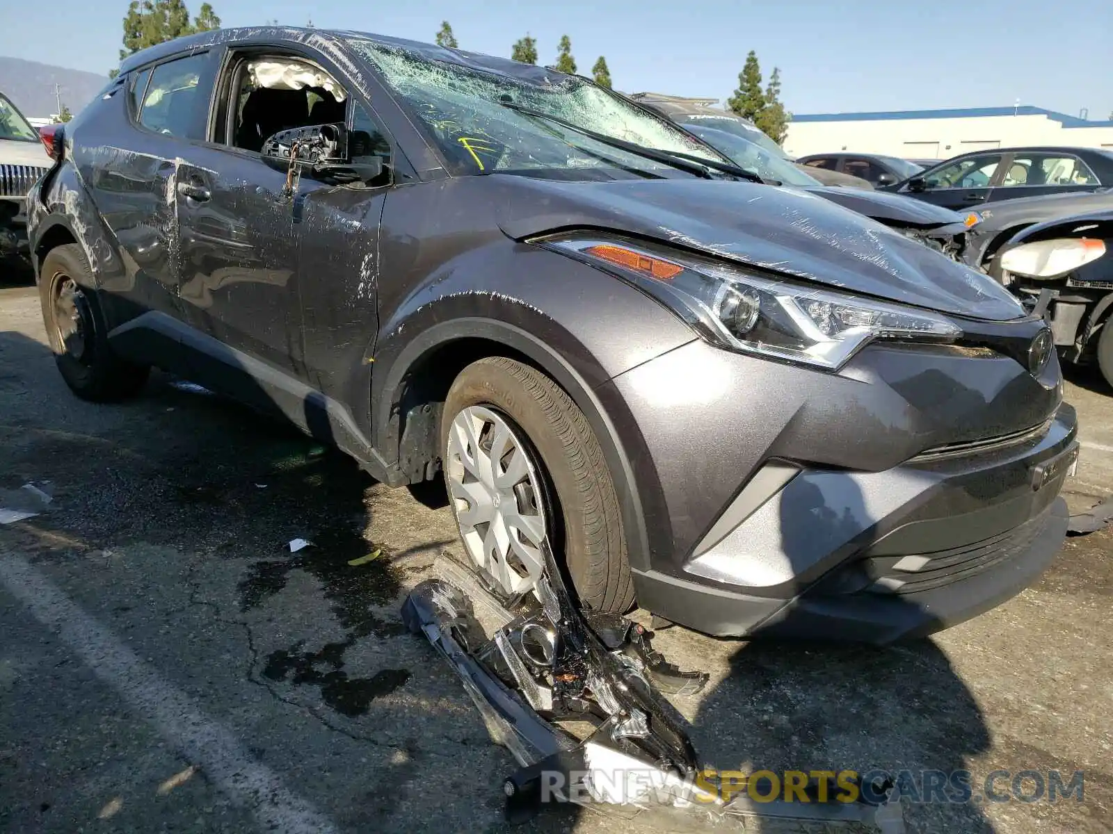 1 Photograph of a damaged car JTNKHMBXXK1035138 TOYOTA C-HR 2019