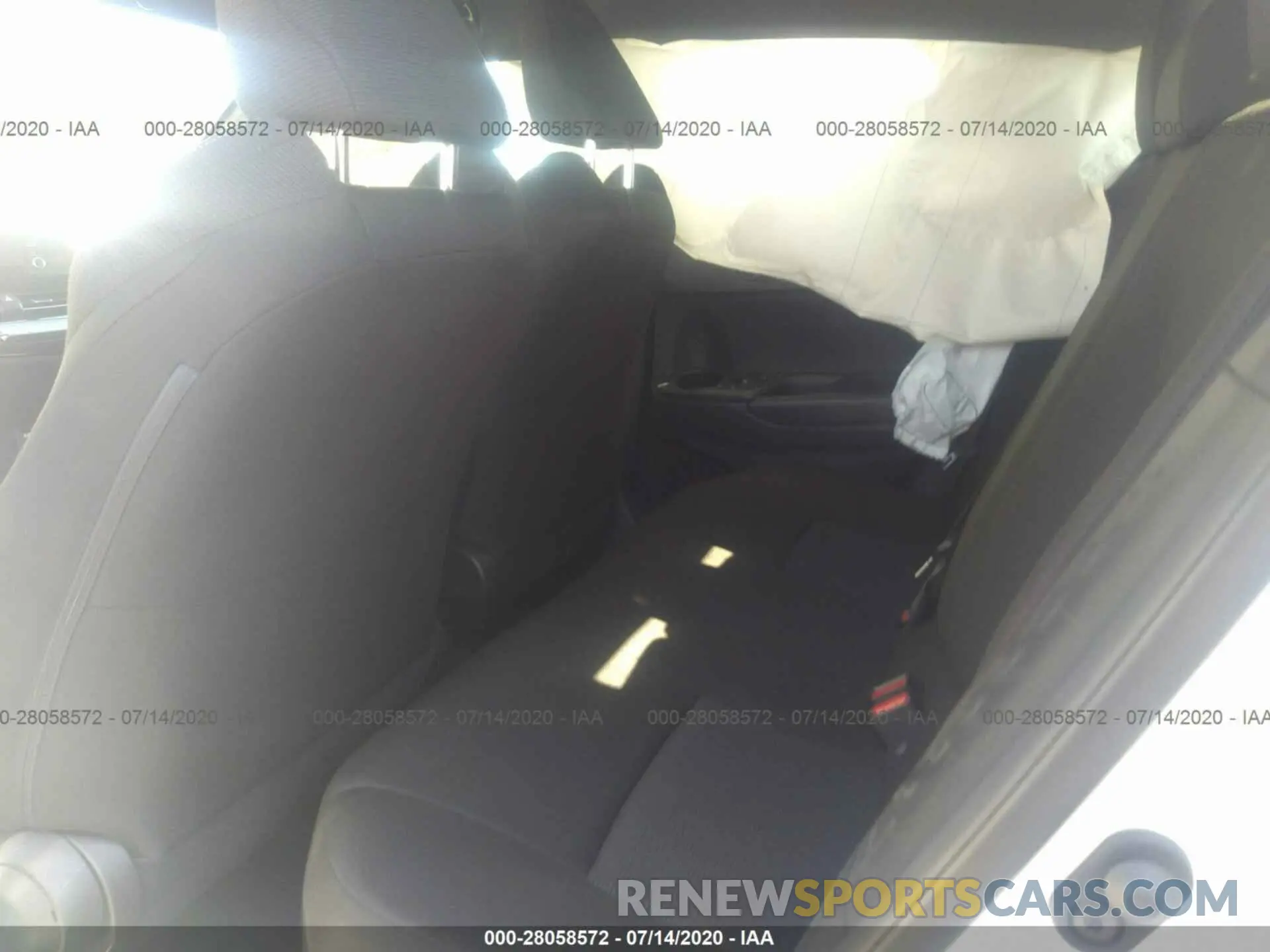 8 Photograph of a damaged car JTNKHMBXXK1043319 TOYOTA C-HR 2019