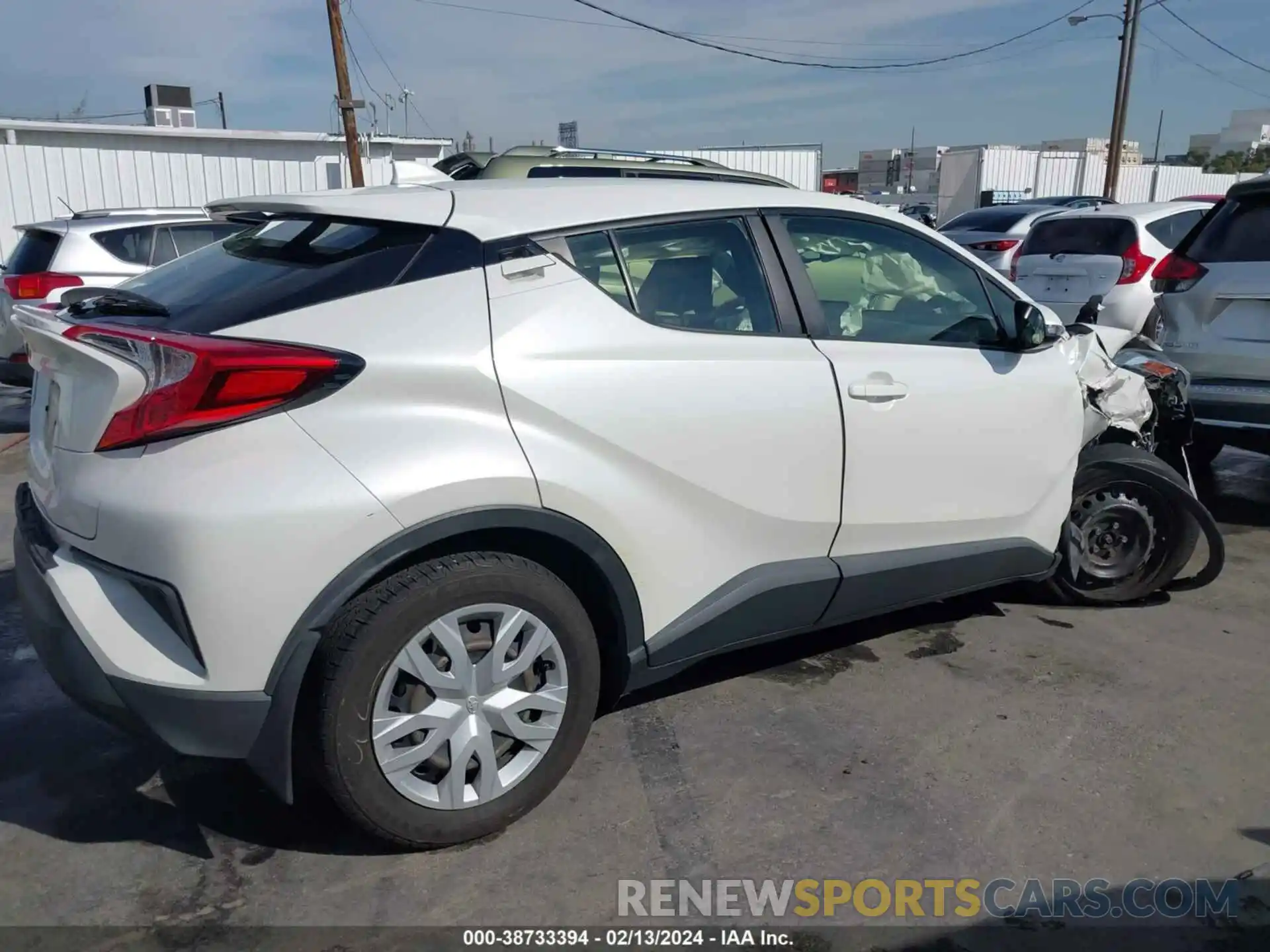 4 Photograph of a damaged car JTNKHMBXXK1051923 TOYOTA C-HR 2019