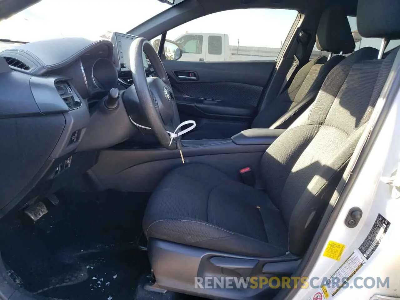 7 Photograph of a damaged car JTNKHMBXXK1057124 TOYOTA C-HR 2019
