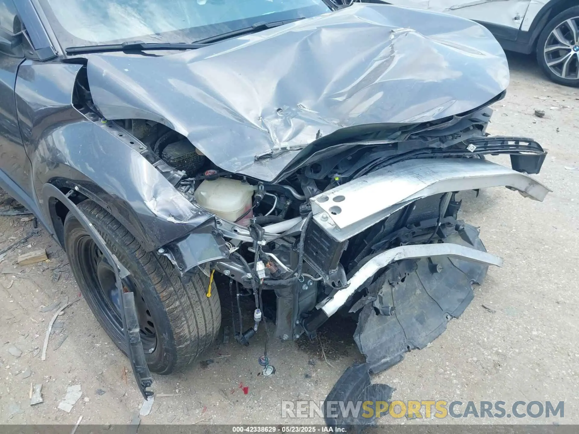 6 Photograph of a damaged car JTNKHMBXXK1058886 TOYOTA C-HR 2019