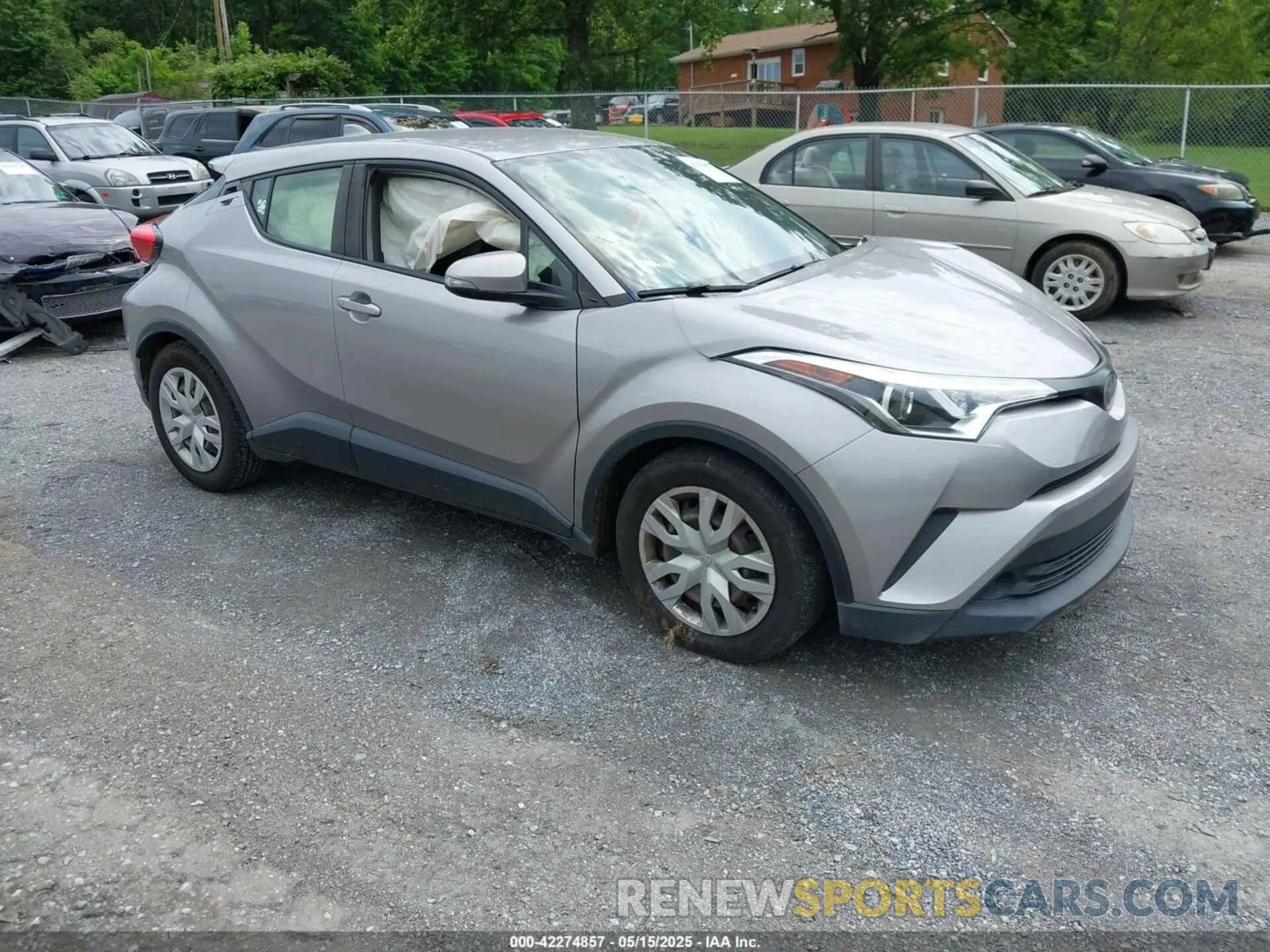 1 Photograph of a damaged car JTNKHMBXXK1060315 TOYOTA C-HR 2019