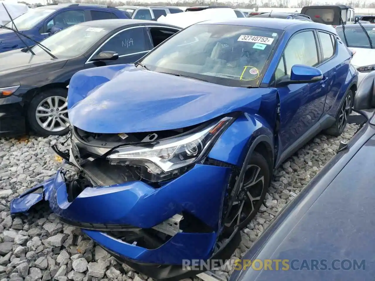 2 Photograph of a damaged car JTNKHMBXXK1061612 TOYOTA C-HR 2019