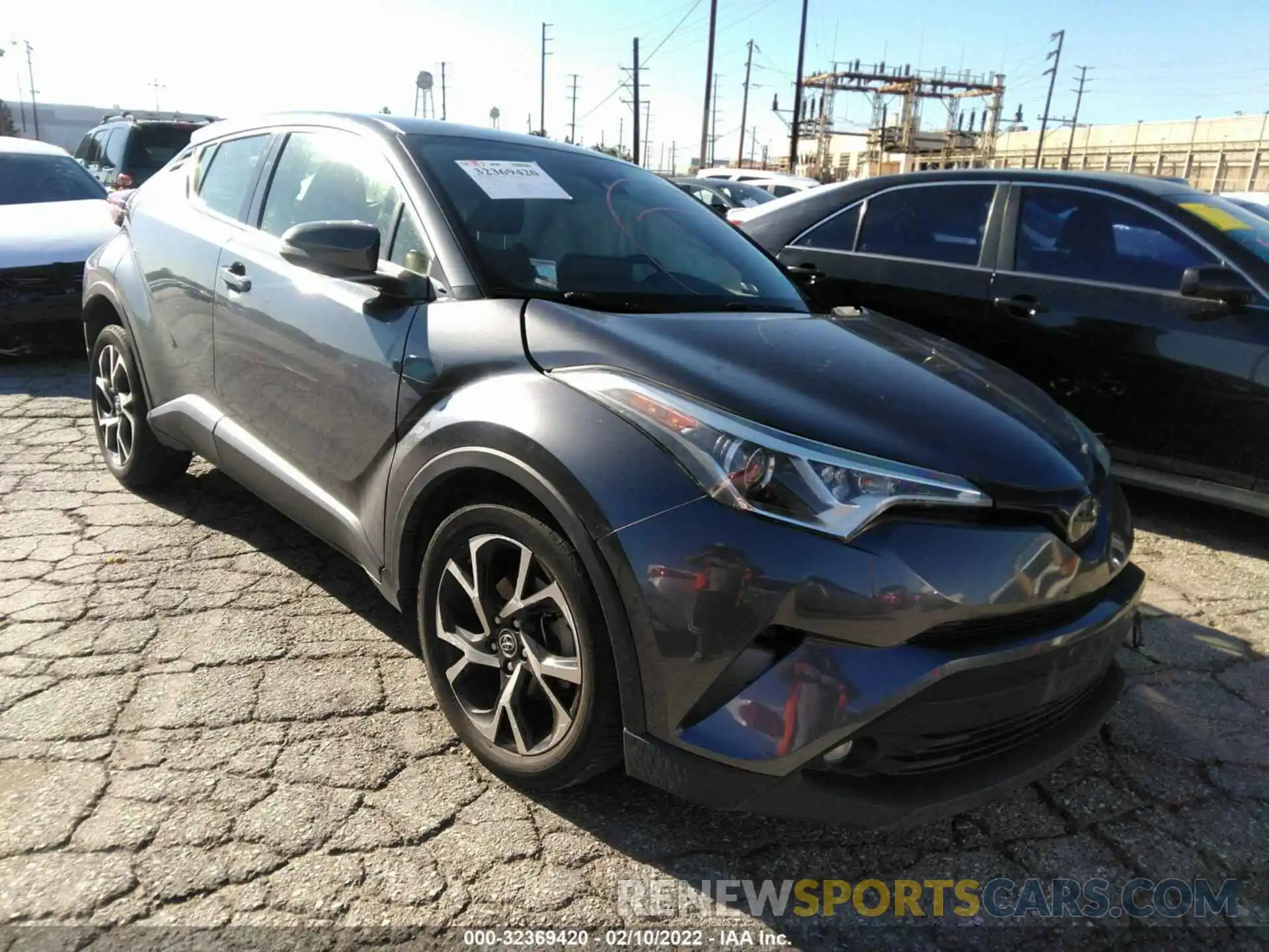 1 Photograph of a damaged car JTNKHMBXXK1062422 TOYOTA C-HR 2019