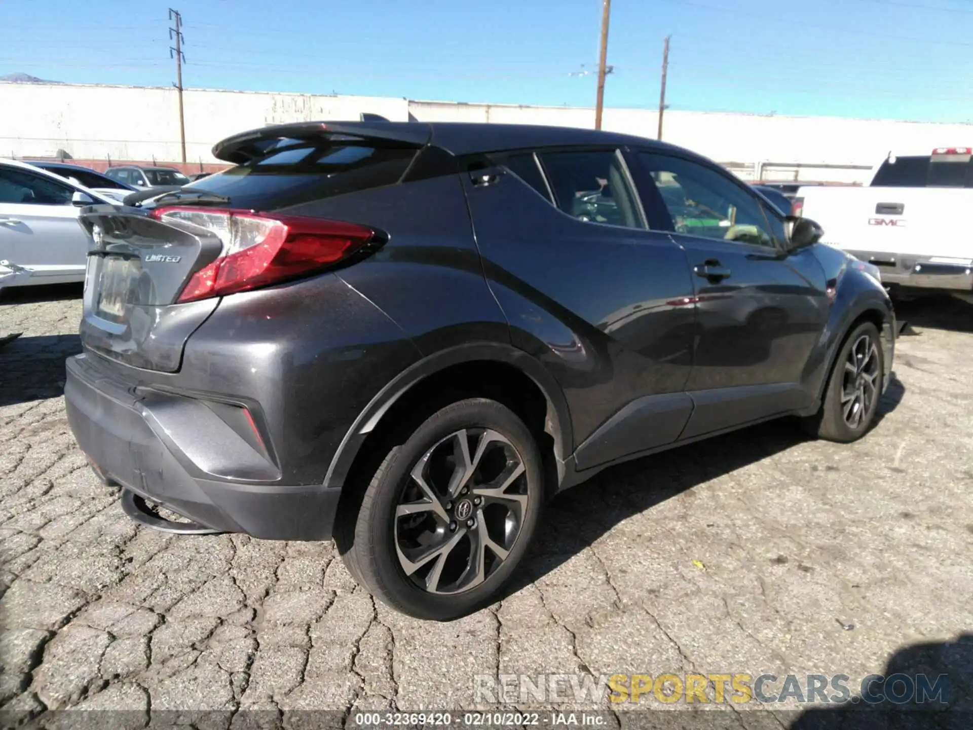 4 Photograph of a damaged car JTNKHMBXXK1062422 TOYOTA C-HR 2019