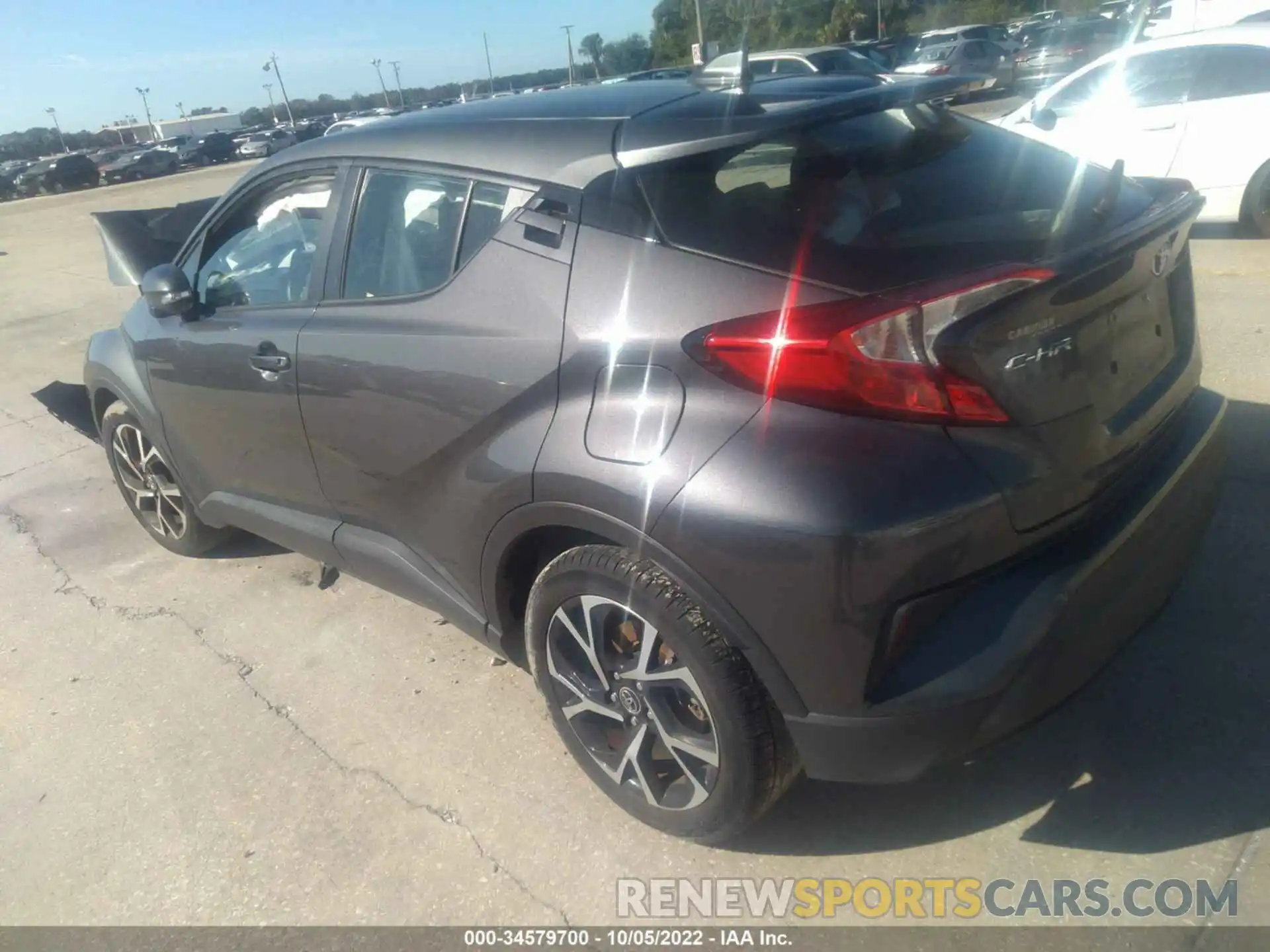 3 Photograph of a damaged car NMTKHMBX0KR083673 TOYOTA C-HR 2019