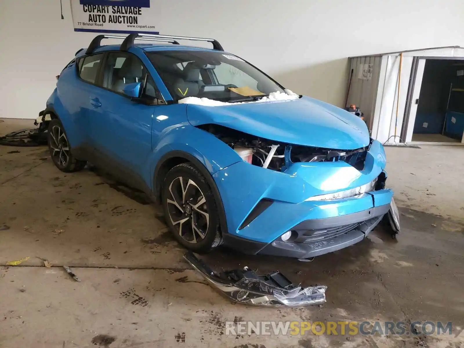 1 Photograph of a damaged car NMTKHMBX0KR085567 TOYOTA C-HR 2019