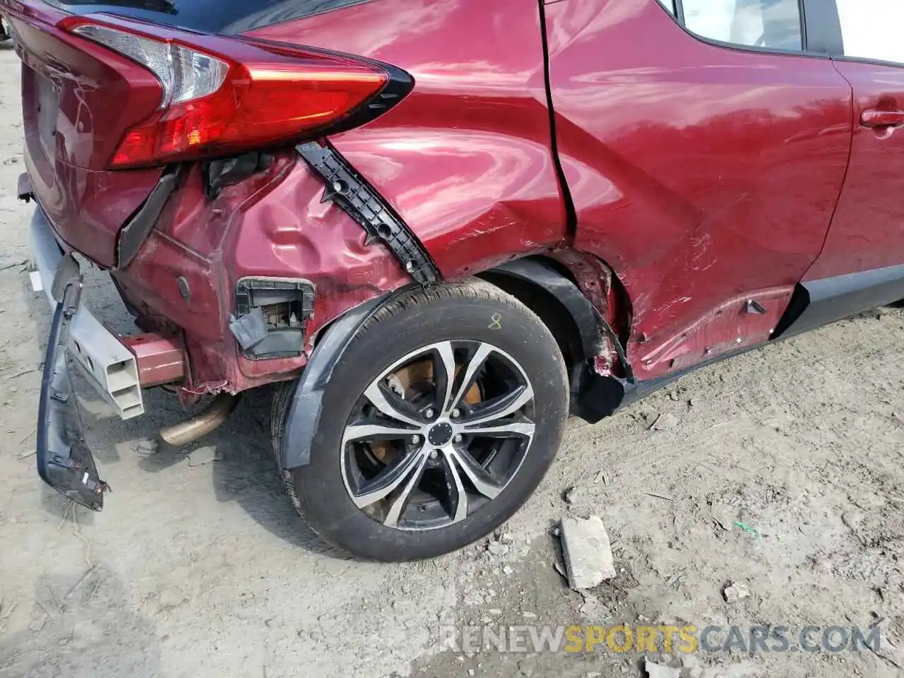 9 Photograph of a damaged car NMTKHMBX0KR090364 TOYOTA C-HR 2019