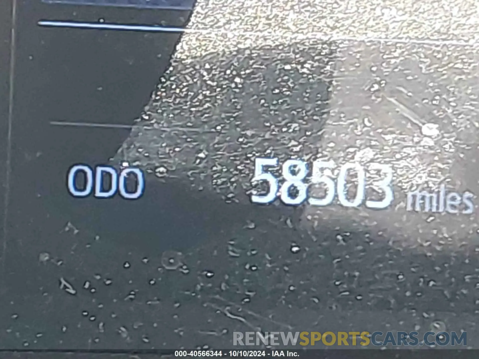 16 Photograph of a damaged car NMTKHMBX0KR093085 TOYOTA C-HR 2019