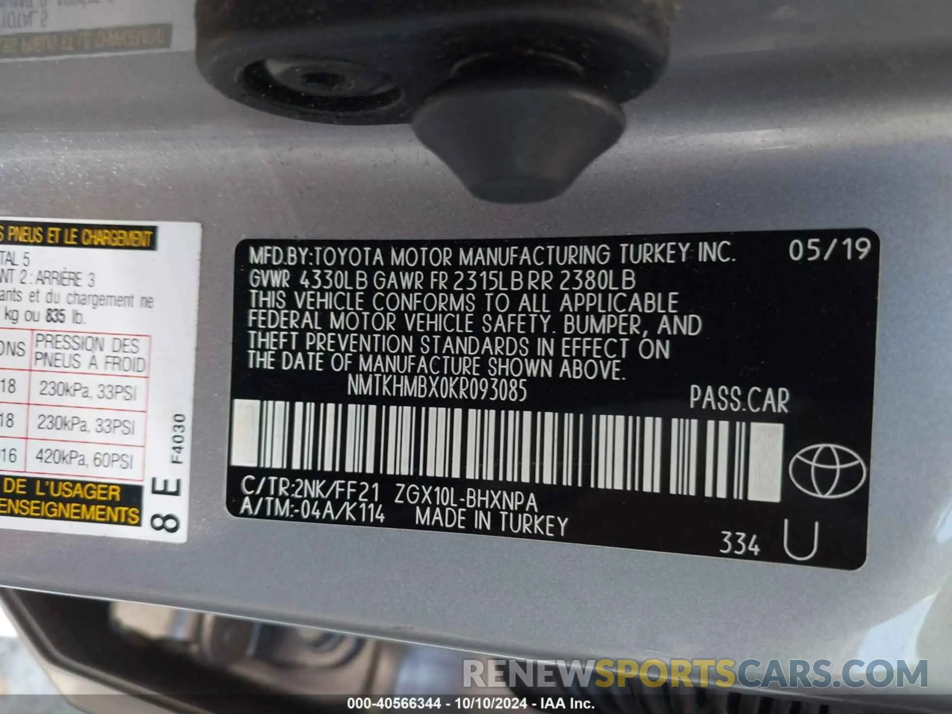 9 Photograph of a damaged car NMTKHMBX0KR093085 TOYOTA C-HR 2019