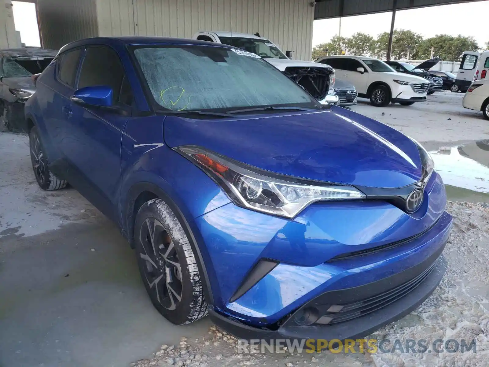 1 Photograph of a damaged car NMTKHMBX0KR099467 TOYOTA C-HR 2019