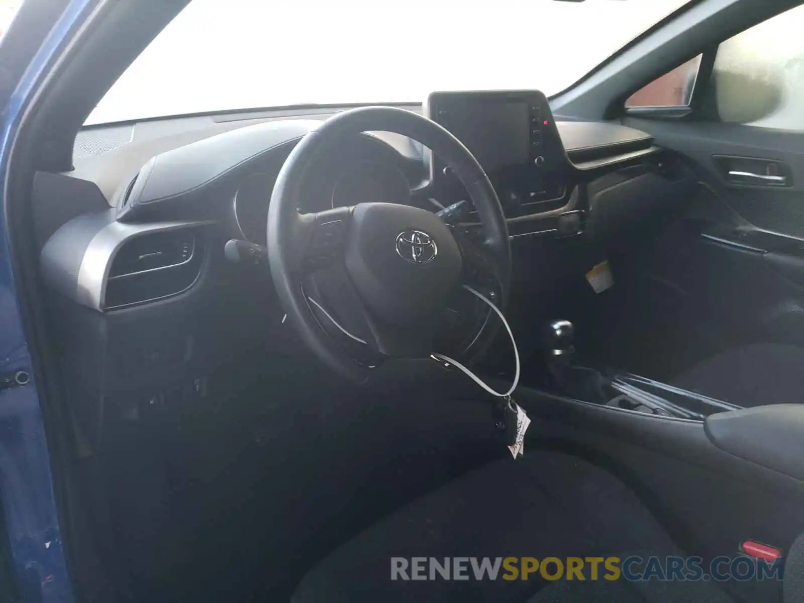 9 Photograph of a damaged car NMTKHMBX0KR099467 TOYOTA C-HR 2019