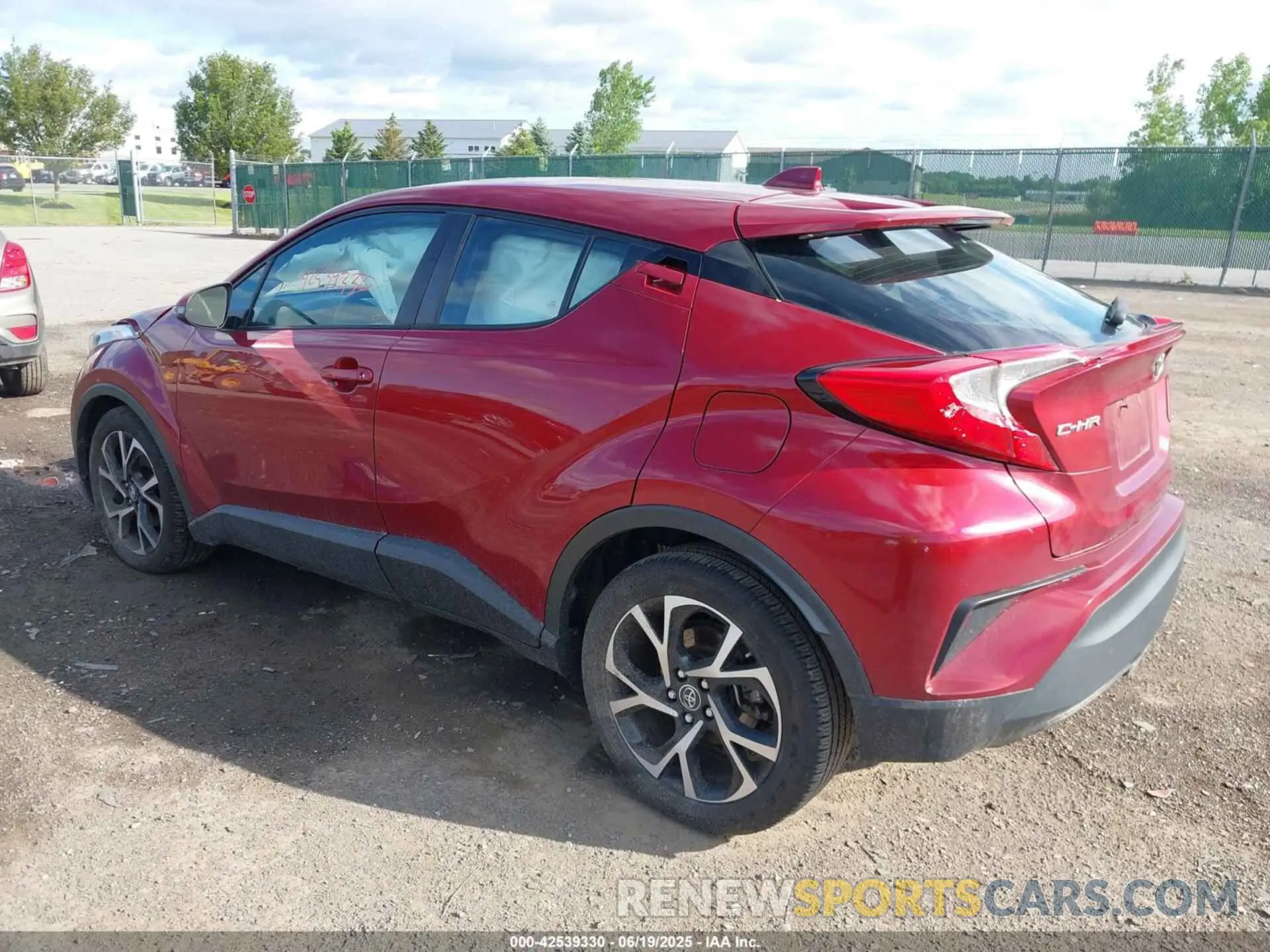 3 Photograph of a damaged car NMTKHMBX1KR083911 TOYOTA C-HR 2019