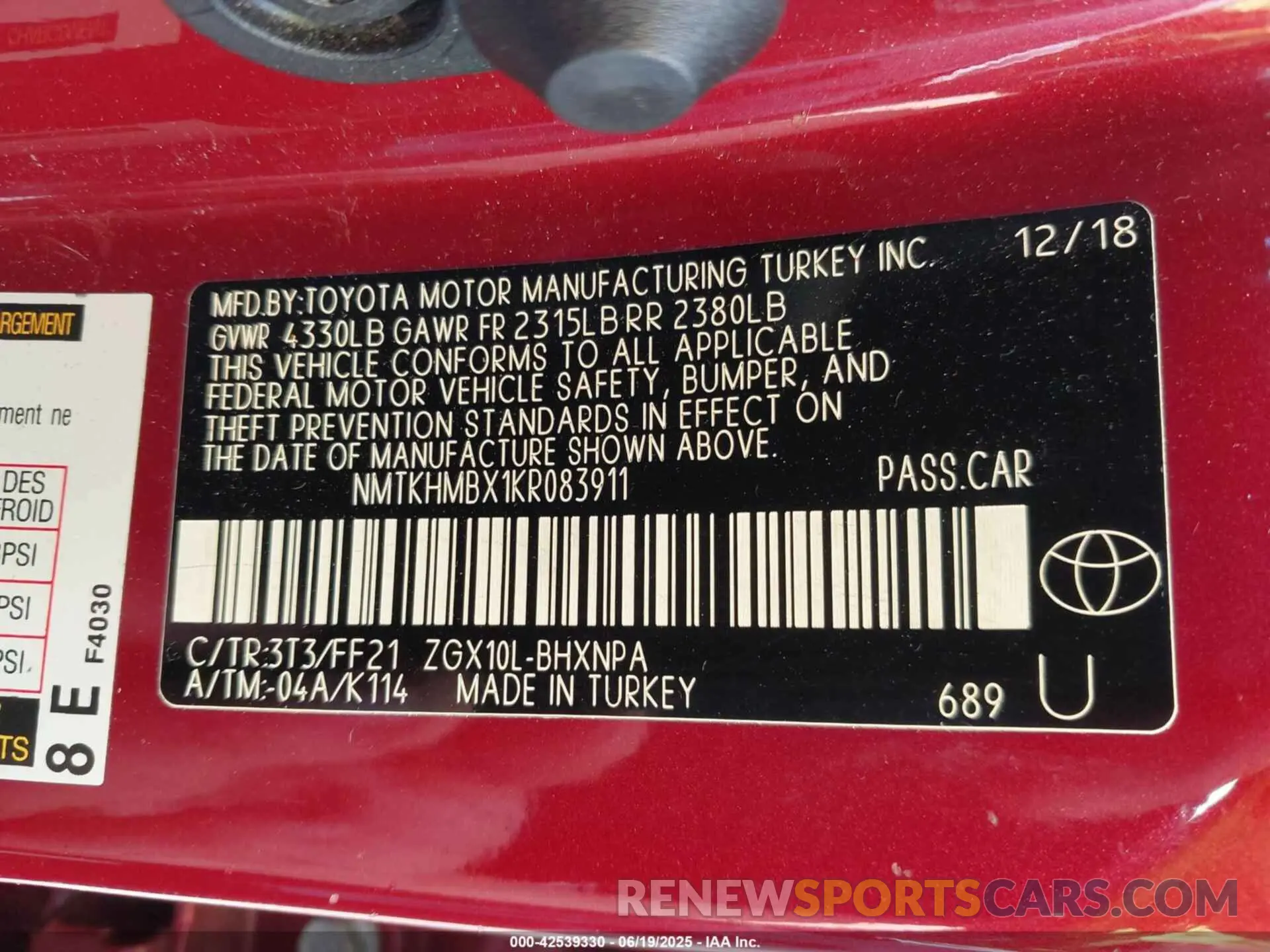 9 Photograph of a damaged car NMTKHMBX1KR083911 TOYOTA C-HR 2019