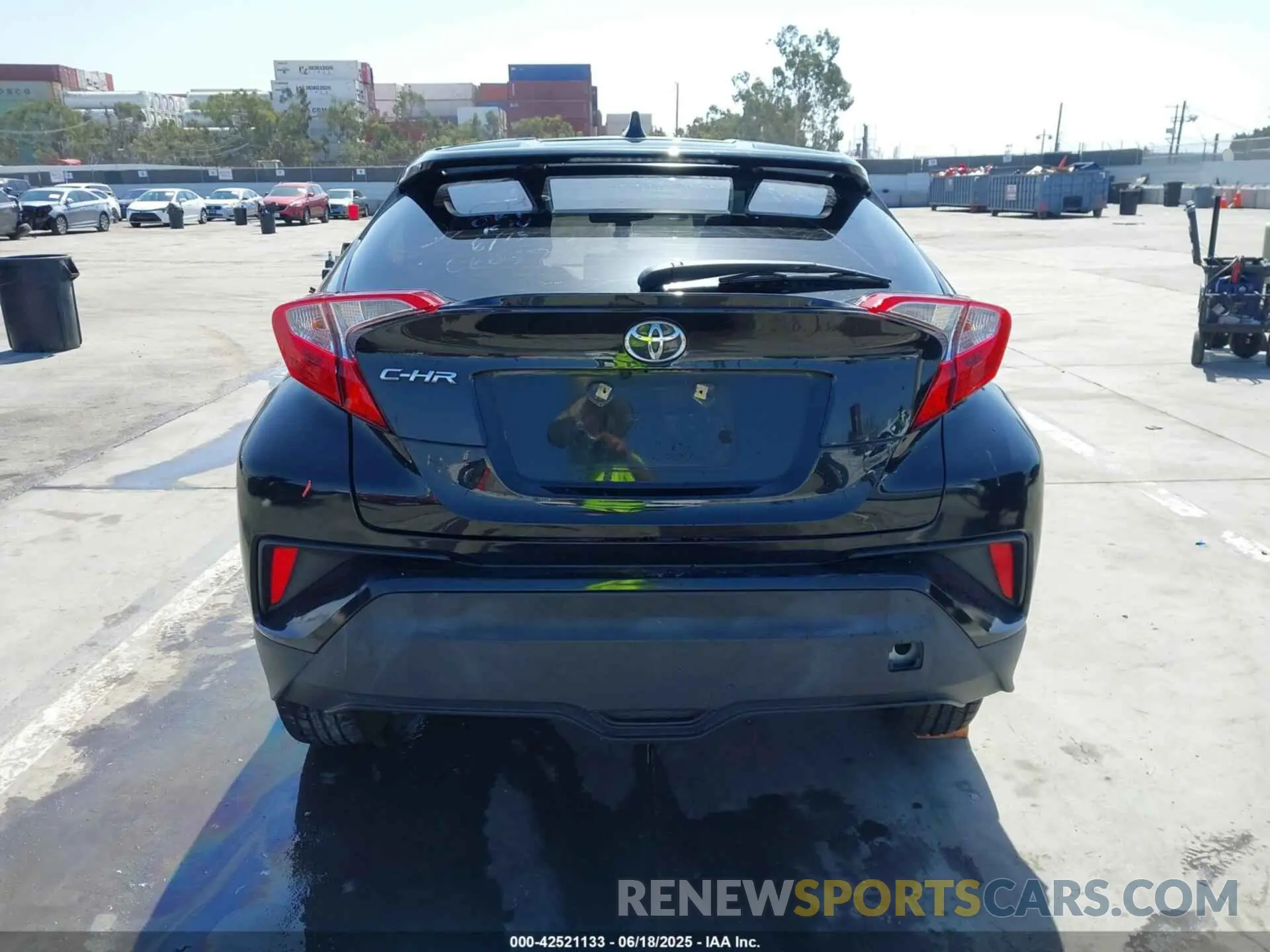 16 Photograph of a damaged car NMTKHMBX1KR084802 TOYOTA C-HR 2019