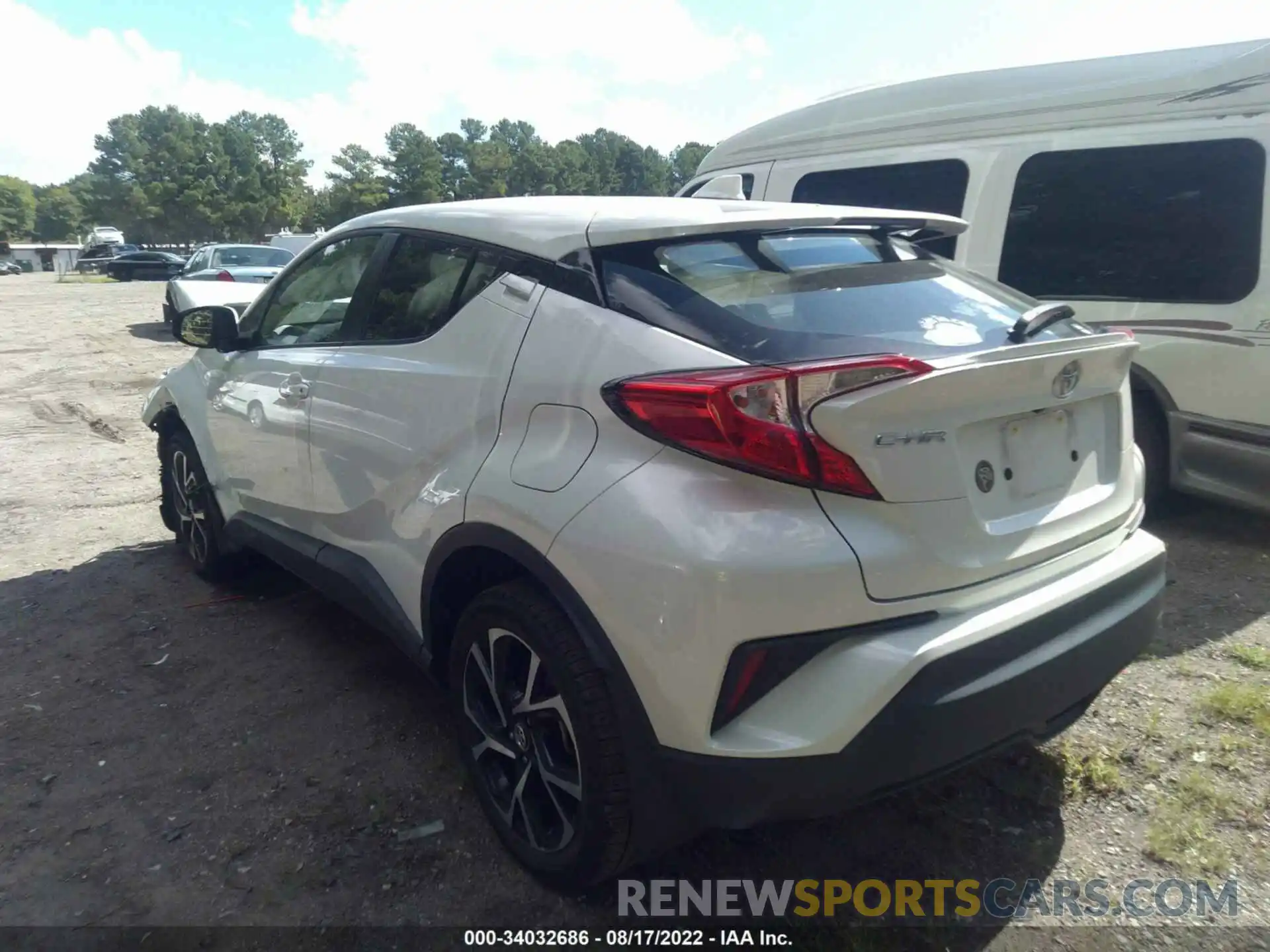 3 Photograph of a damaged car NMTKHMBX1KR092723 TOYOTA C-HR 2019