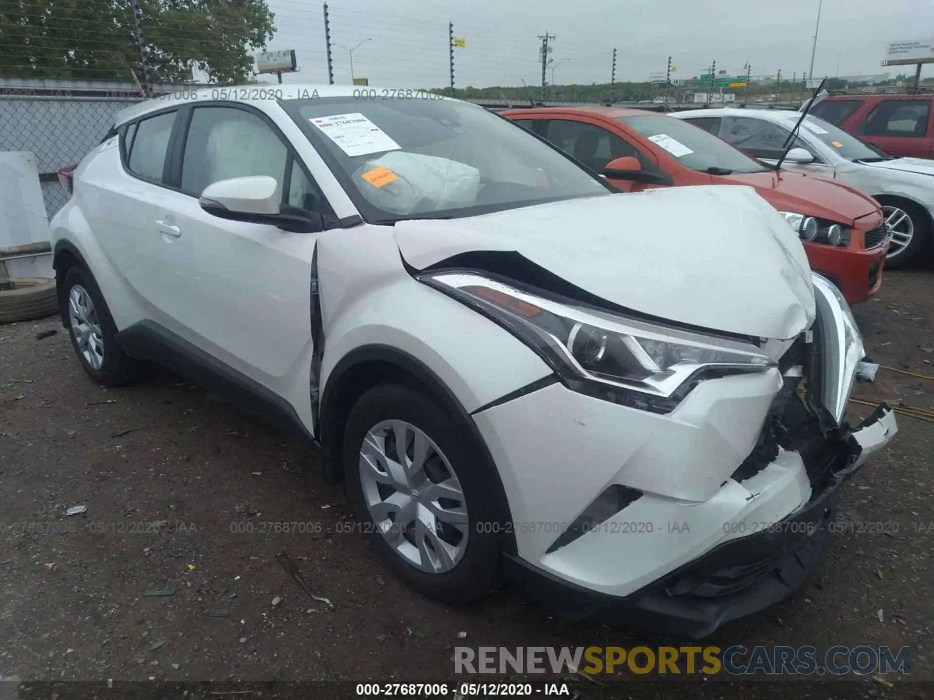 1 Photograph of a damaged car NMTKHMBX1KR097968 TOYOTA C-HR 2019