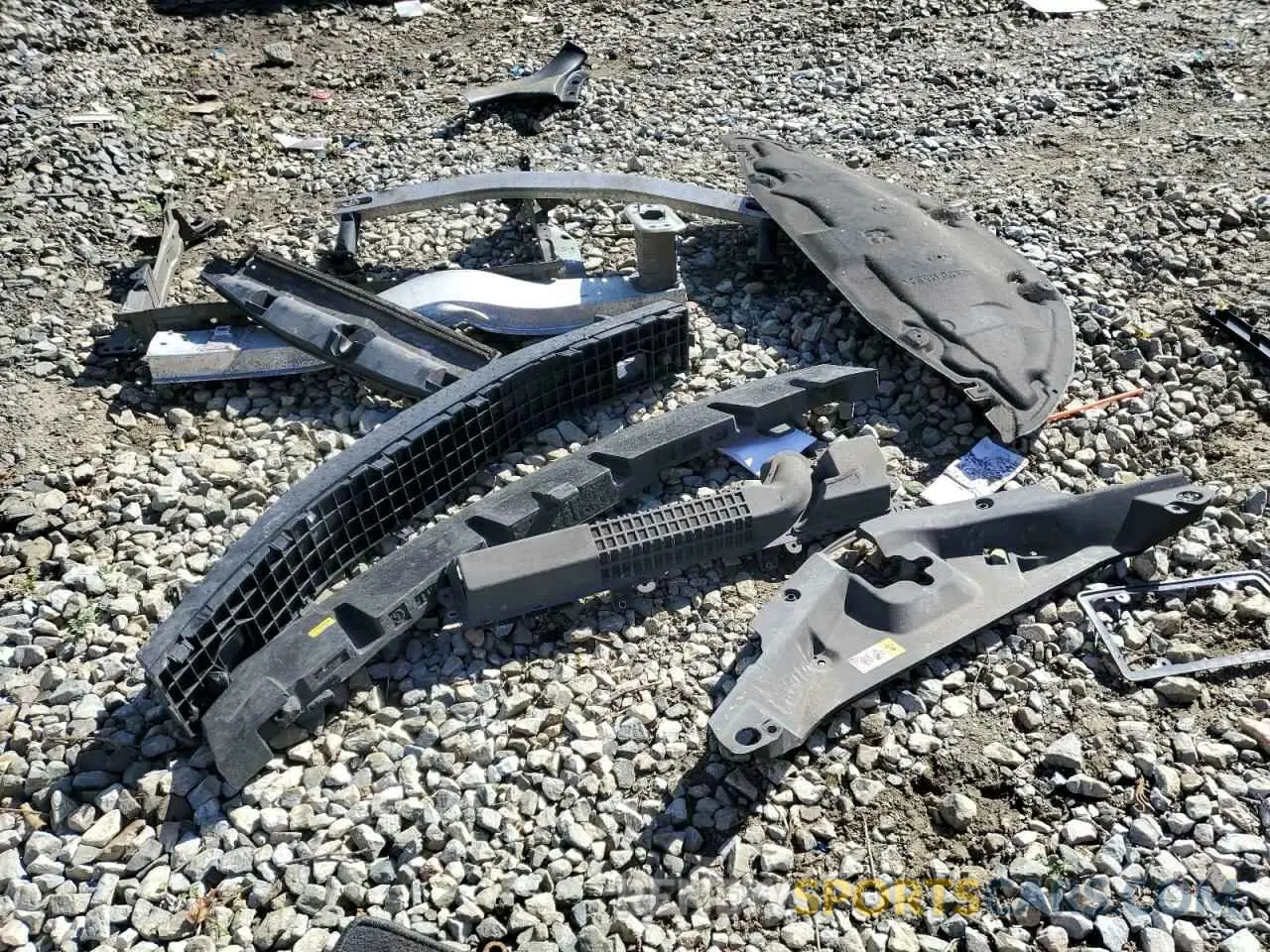 12 Photograph of a damaged car NMTKHMBX1KR100366 TOYOTA C-HR 2019