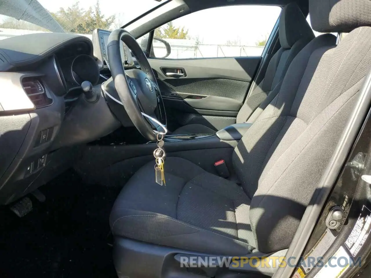 7 Photograph of a damaged car NMTKHMBX1KR100366 TOYOTA C-HR 2019