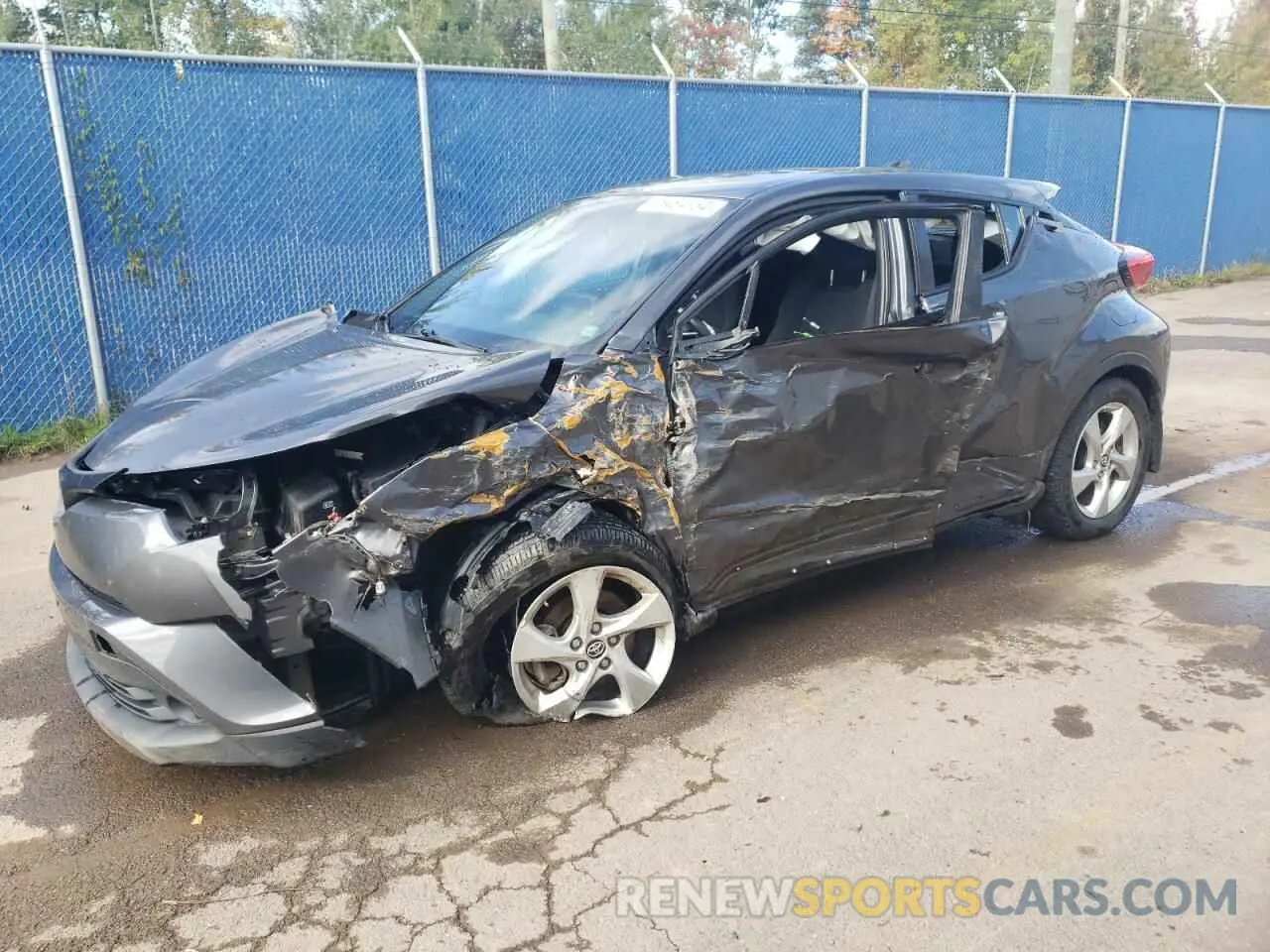 1 Photograph of a damaged car NMTKHMBX2KR065465 TOYOTA C-HR 2019