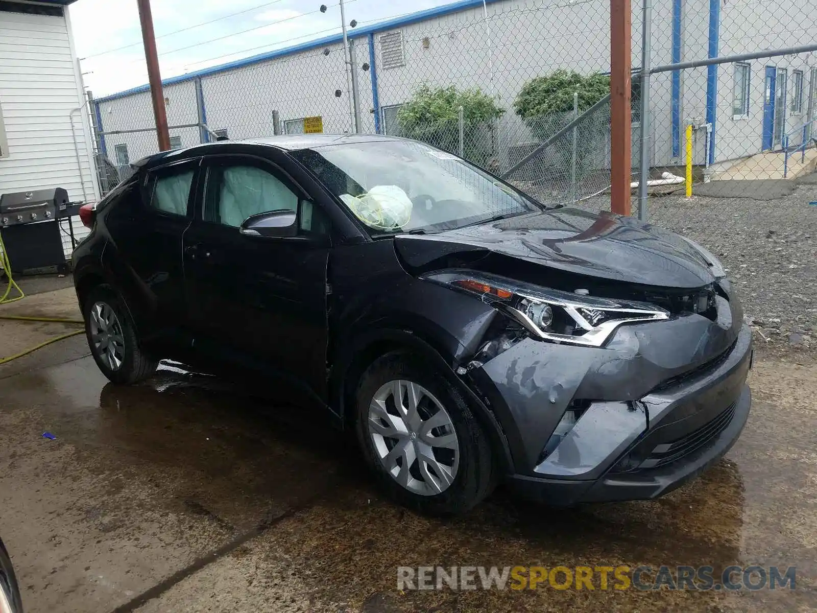 1 Photograph of a damaged car NMTKHMBX2KR068964 TOYOTA C-HR 2019