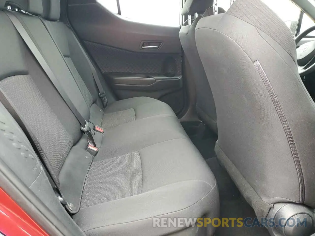11 Photograph of a damaged car NMTKHMBX2KR076787 TOYOTA C-HR 2019