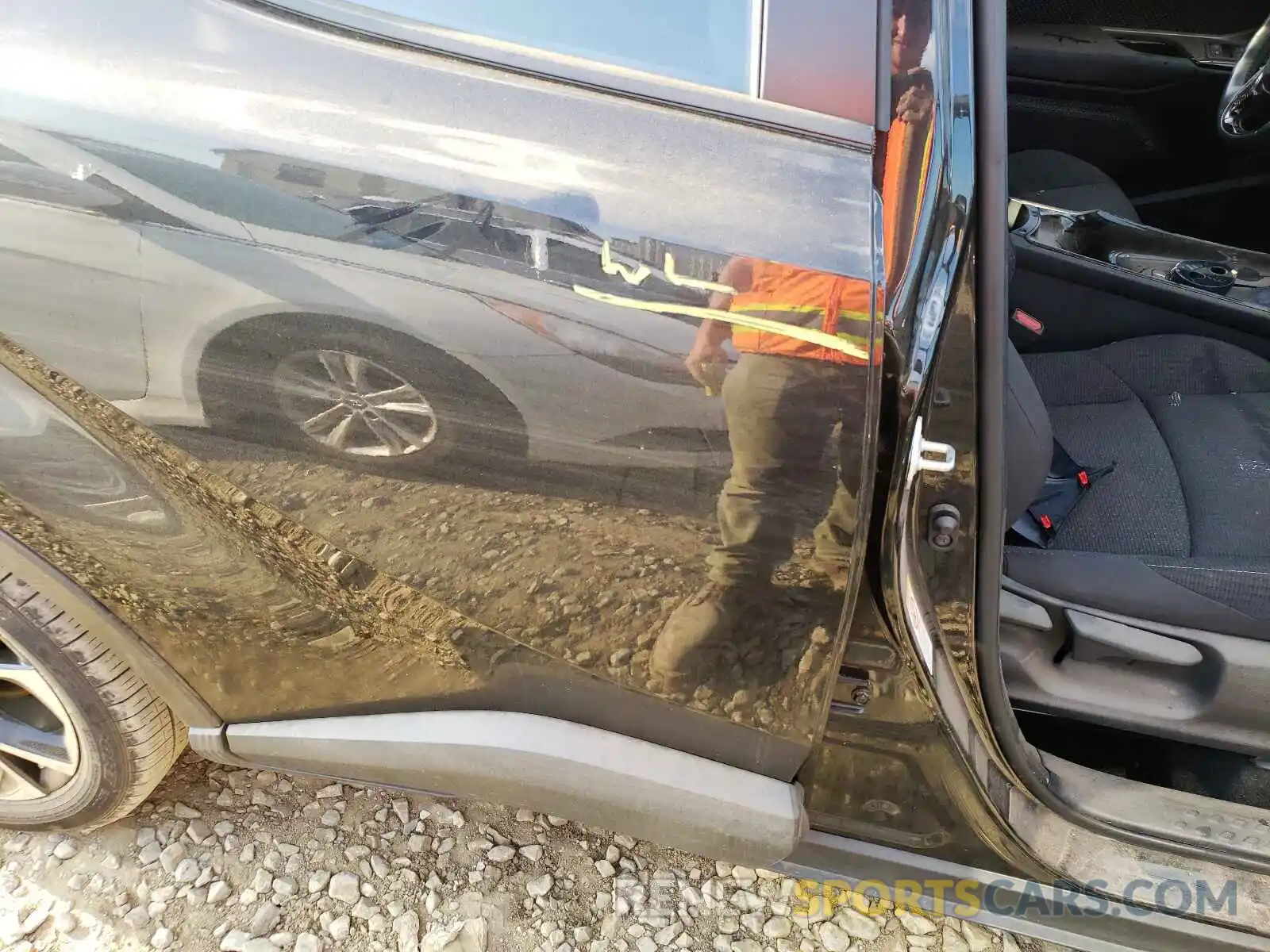 9 Photograph of a damaged car NMTKHMBX2KR076952 TOYOTA C-HR 2019