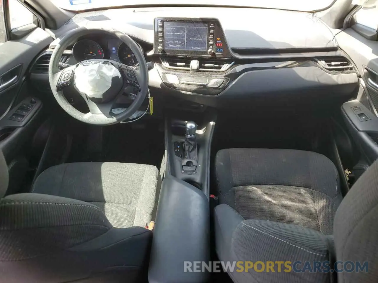 8 Photograph of a damaged car NMTKHMBX2KR082945 TOYOTA C-HR 2019