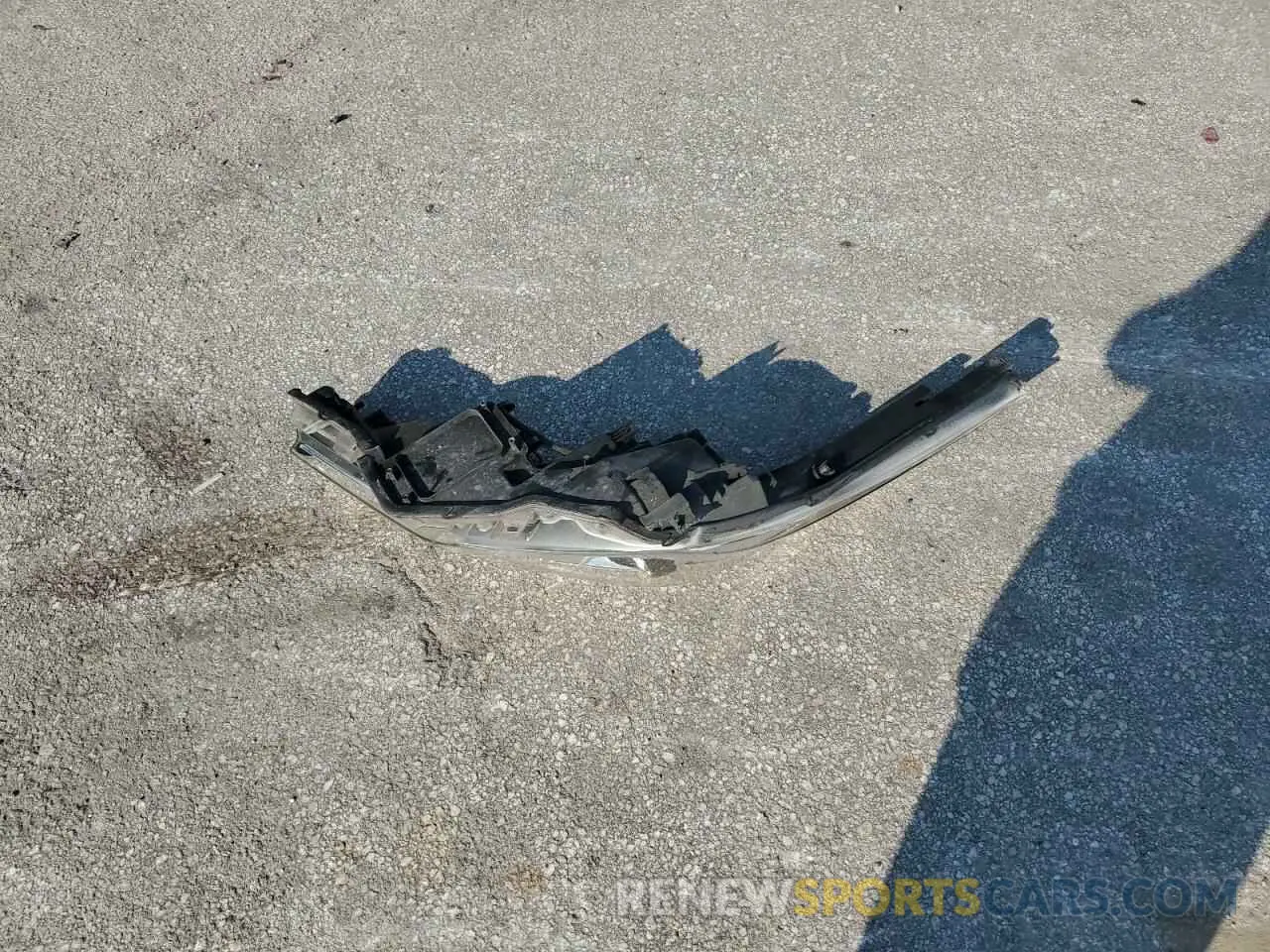 13 Photograph of a damaged car NMTKHMBX2KR086218 TOYOTA C-HR 2019