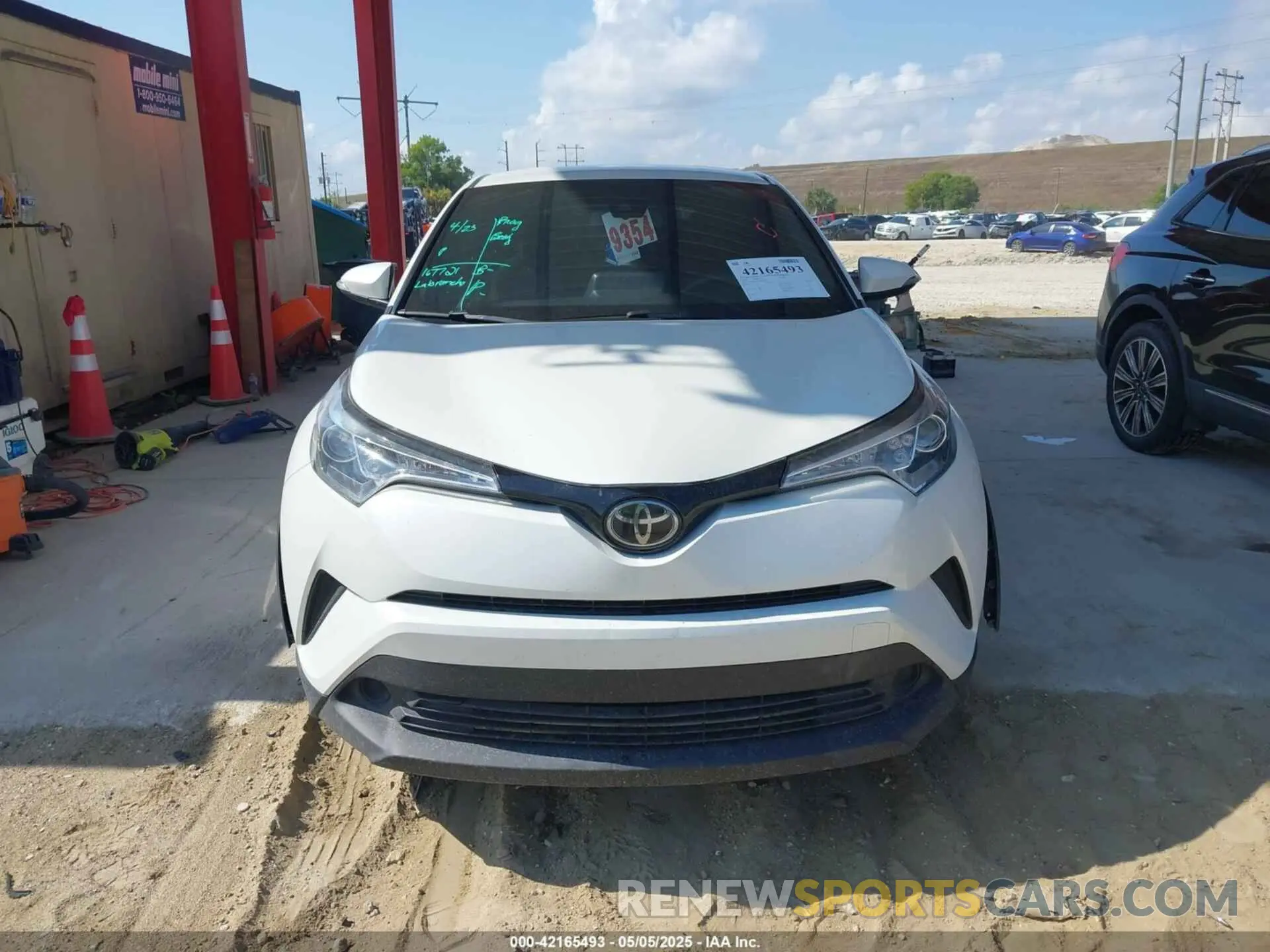 12 Photograph of a damaged car NMTKHMBX2KR087529 TOYOTA C-HR 2019