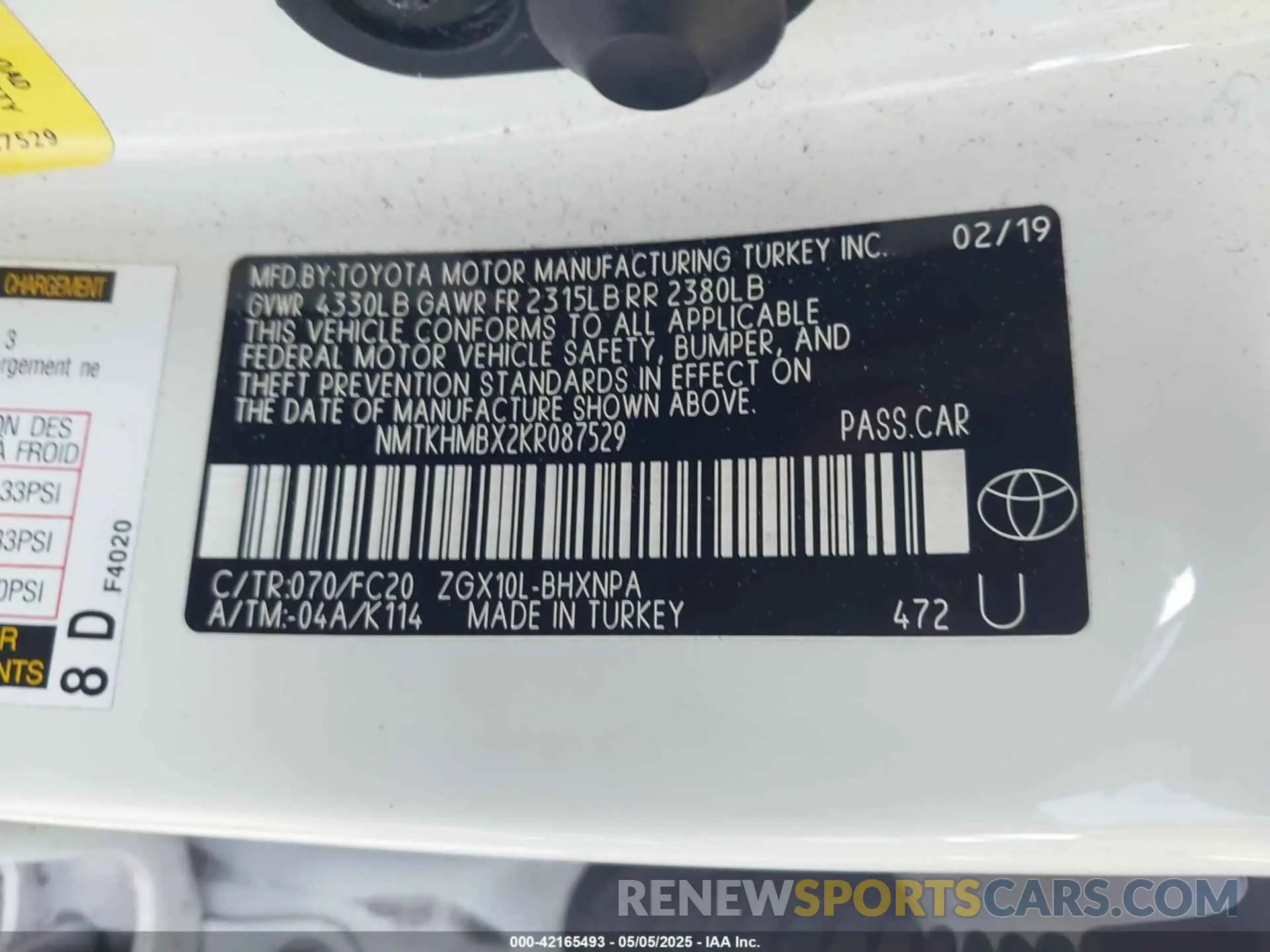 9 Photograph of a damaged car NMTKHMBX2KR087529 TOYOTA C-HR 2019