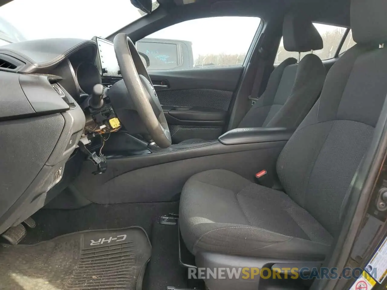 7 Photograph of a damaged car NMTKHMBX2KR090897 TOYOTA C-HR 2019
