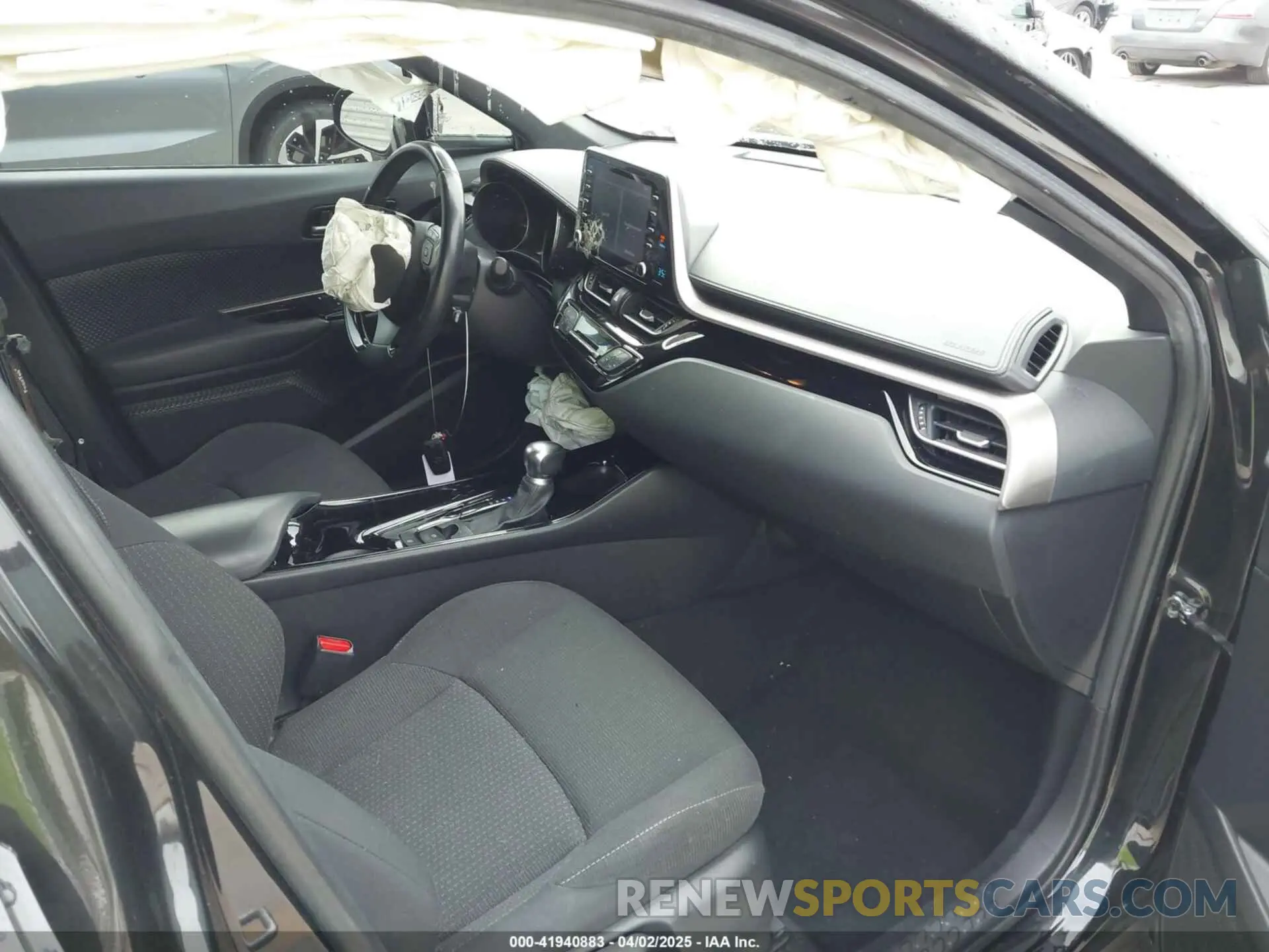 5 Photograph of a damaged car NMTKHMBX2KR094898 TOYOTA C-HR 2019