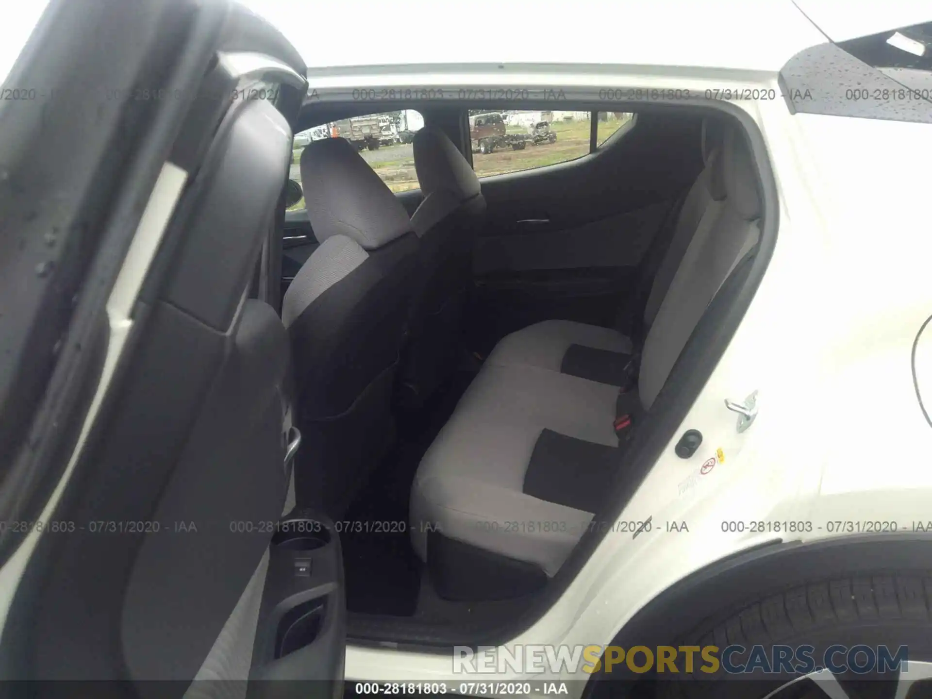 8 Photograph of a damaged car NMTKHMBX2KR095050 TOYOTA C-HR 2019