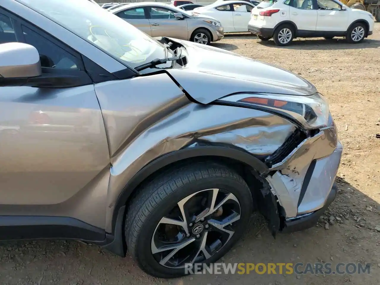 9 Photograph of a damaged car NMTKHMBX2KR096182 TOYOTA C-HR 2019