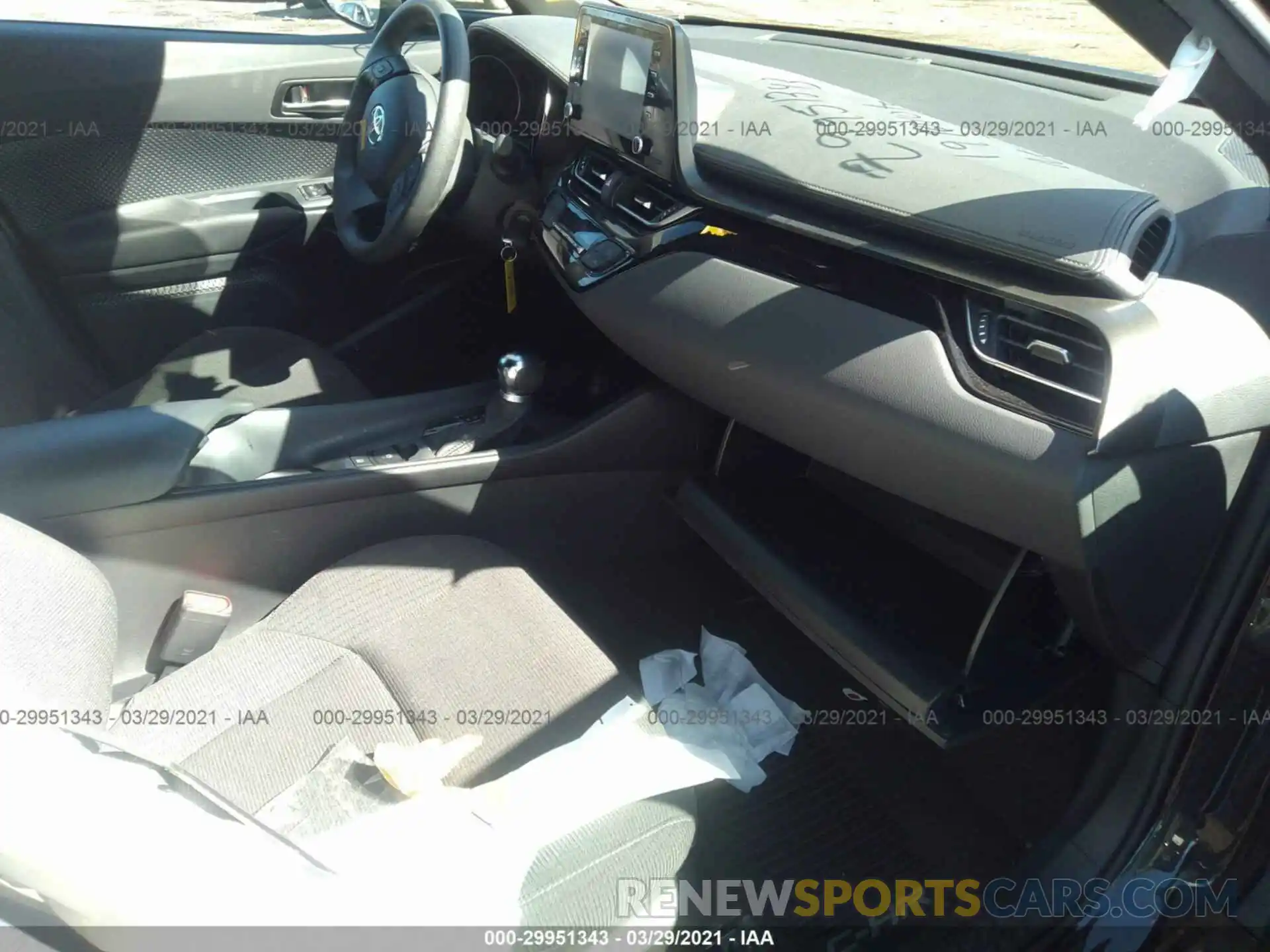 5 Photograph of a damaged car NMTKHMBX2KR099065 TOYOTA C-HR 2019