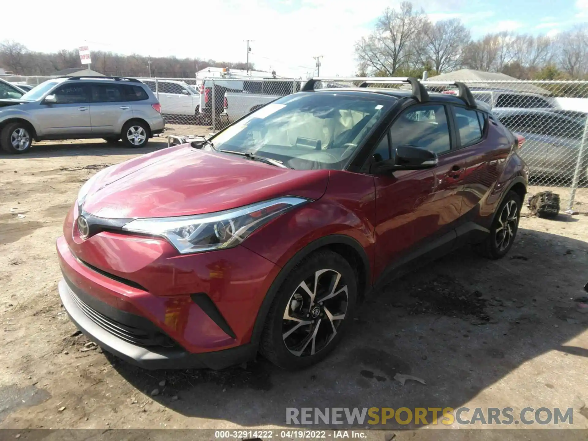 2 Photograph of a damaged car NMTKHMBX3KR082484 TOYOTA C-HR 2019